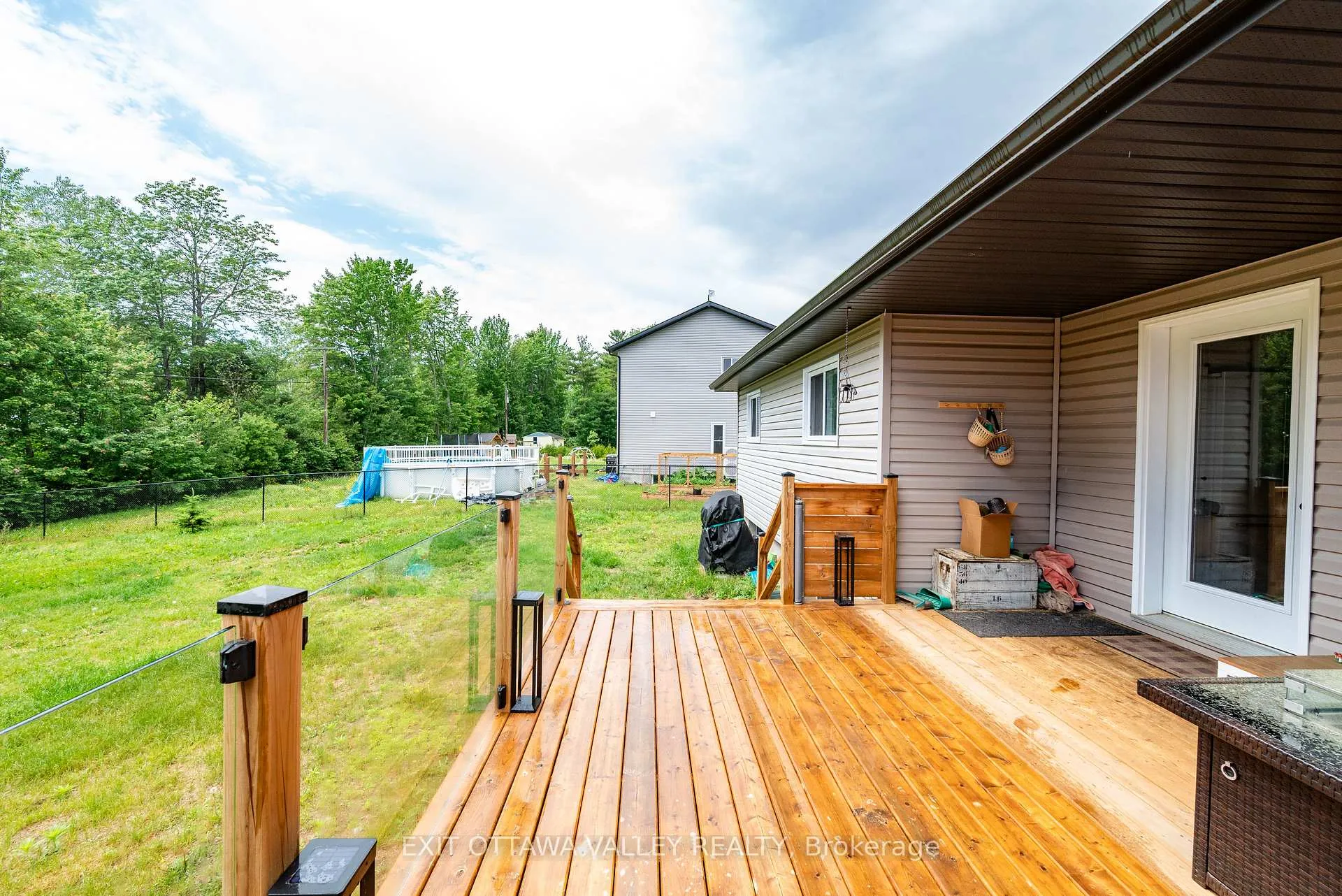 Photo 40 of 1038 Beatty Crescent, Deep River, Deep River — HOMEH