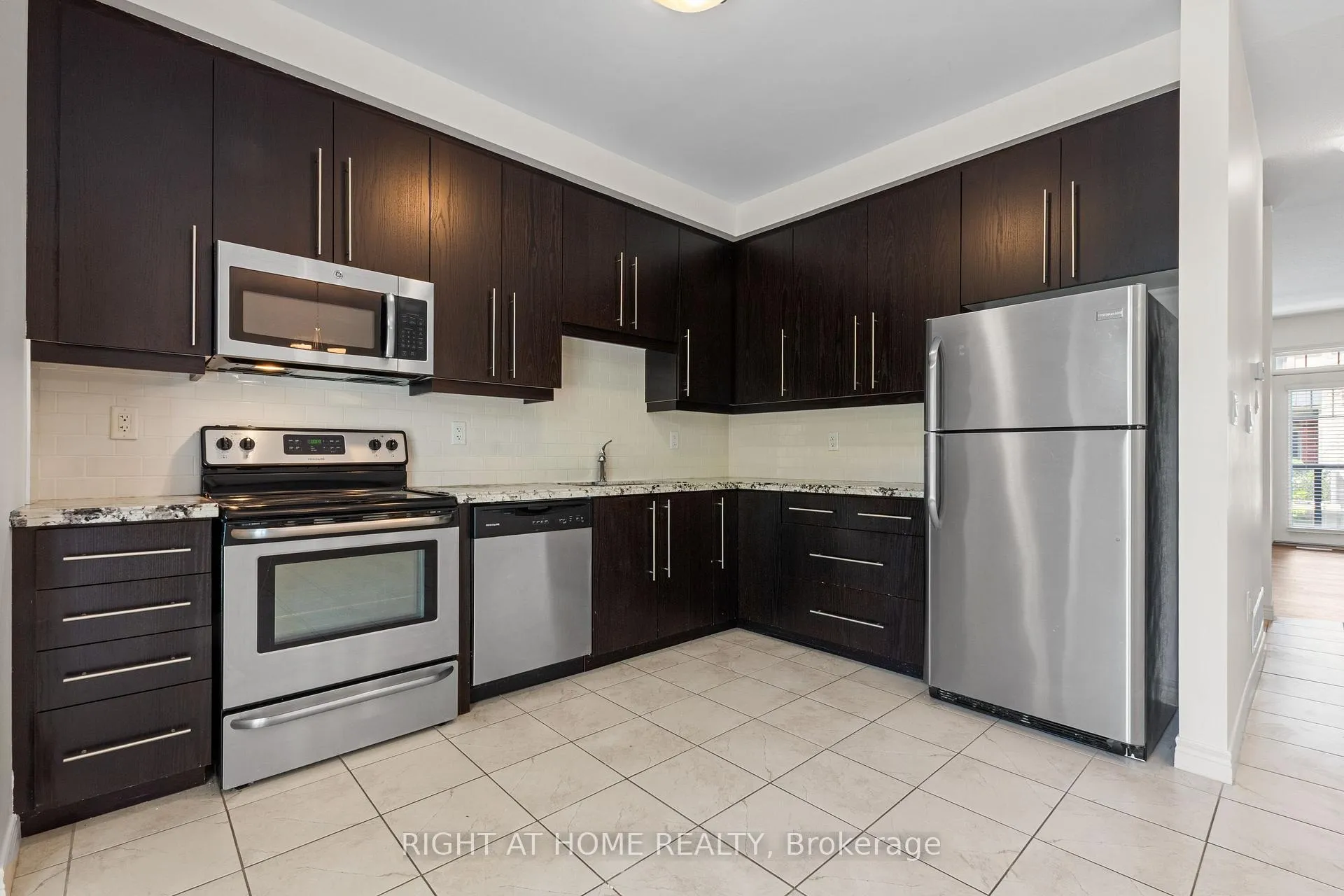 Photo 18 of 5 Andruss Lane, Hamilton, Meadowlands — HOMEH
