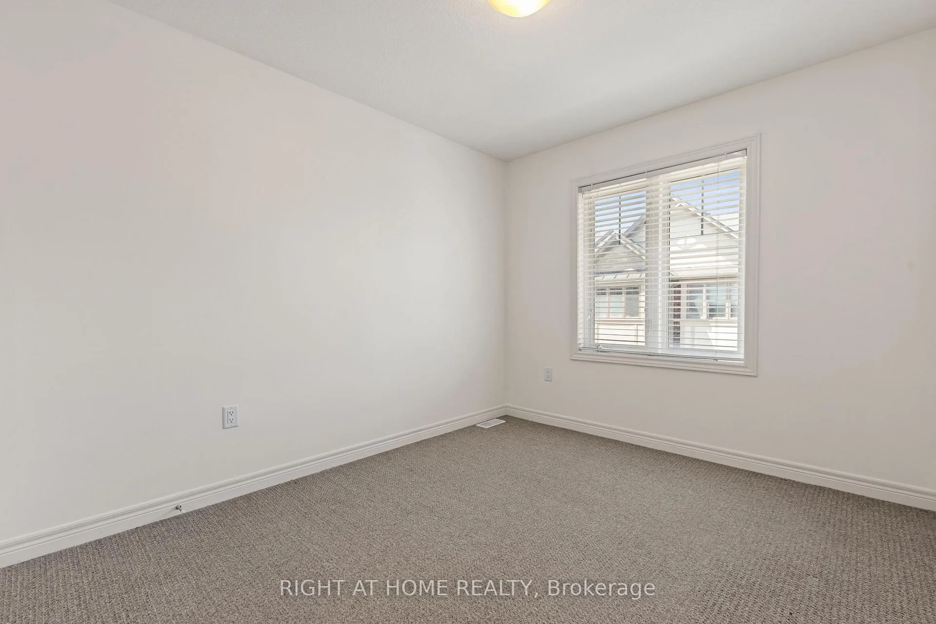 Photo 27 of 5 Andruss Lane, Hamilton, Meadowlands — HOMEH