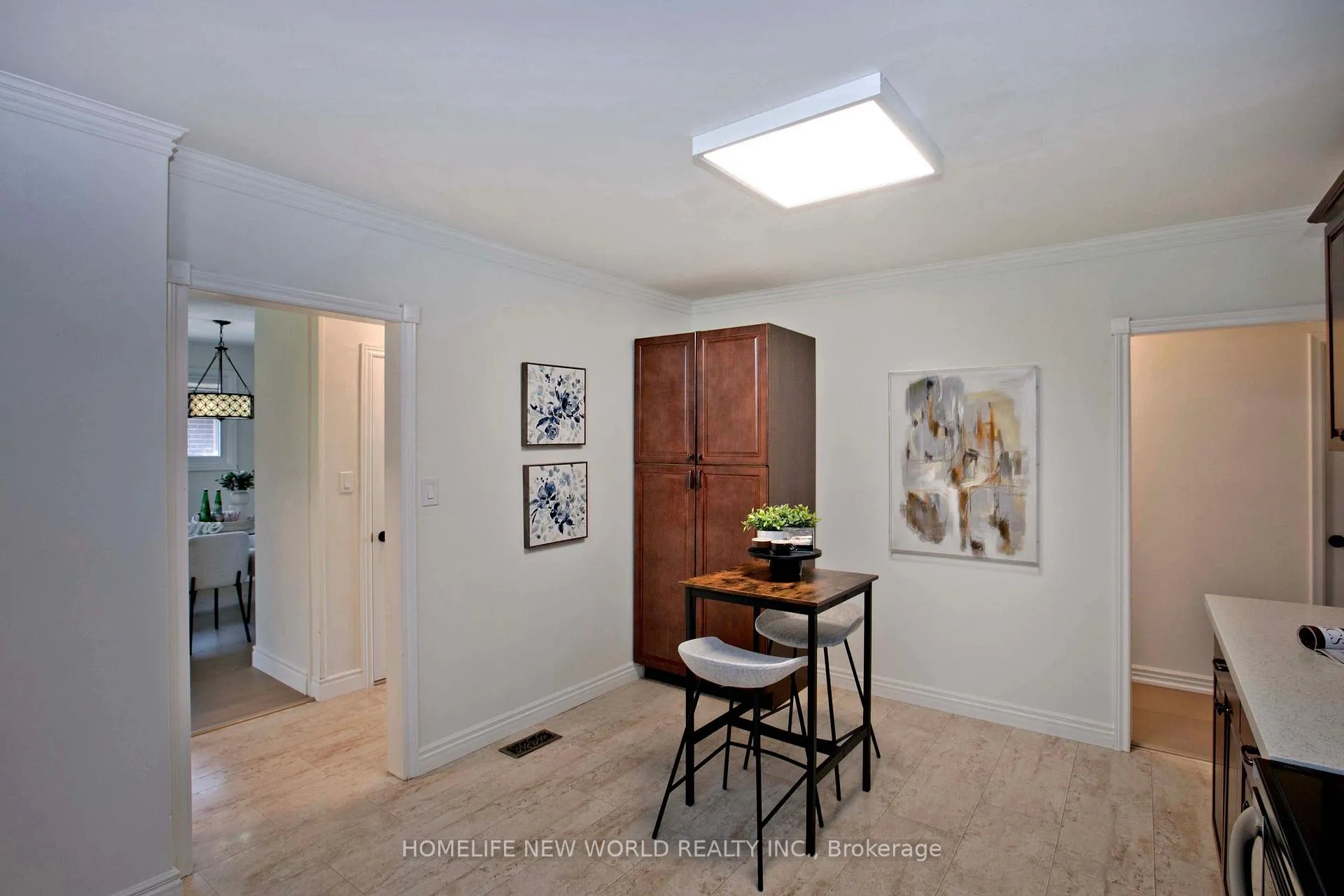 Photo 11 of 727 Balaton Avenue, Pickering, Bay Ridges — HOMEH