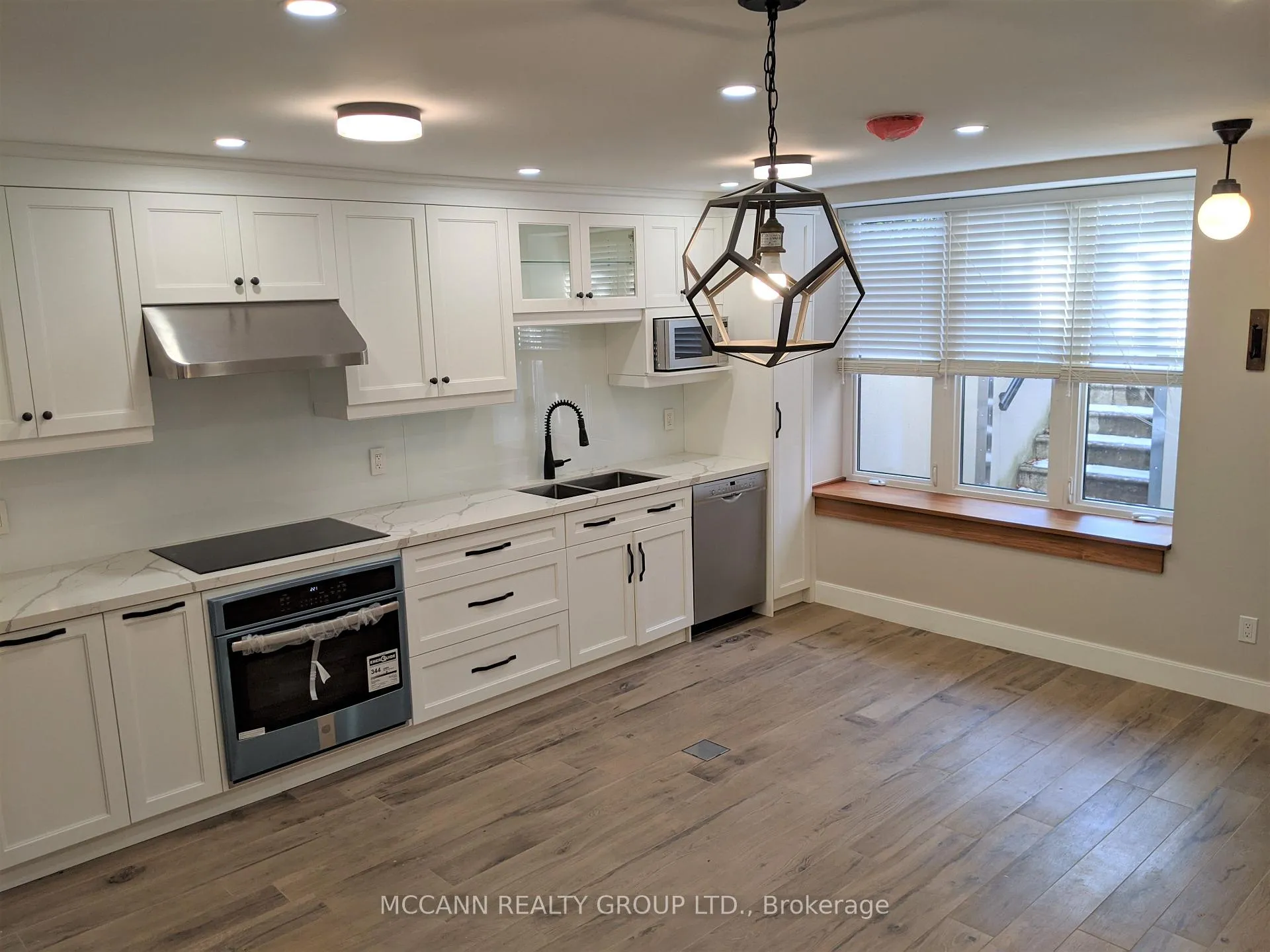 Photo 2 of Unit Unit 3, 93 Dunn Avenue, Toronto, South Parkdale — HOMEH