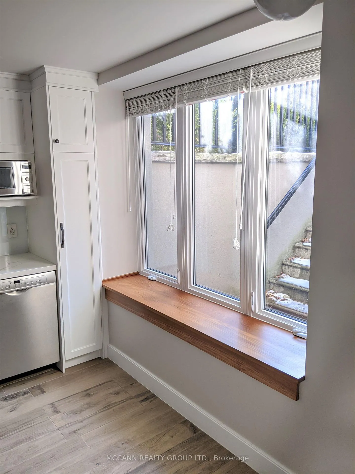 Photo 9 of Unit Unit 3, 93 Dunn Avenue, Toronto, South Parkdale — HOMEH