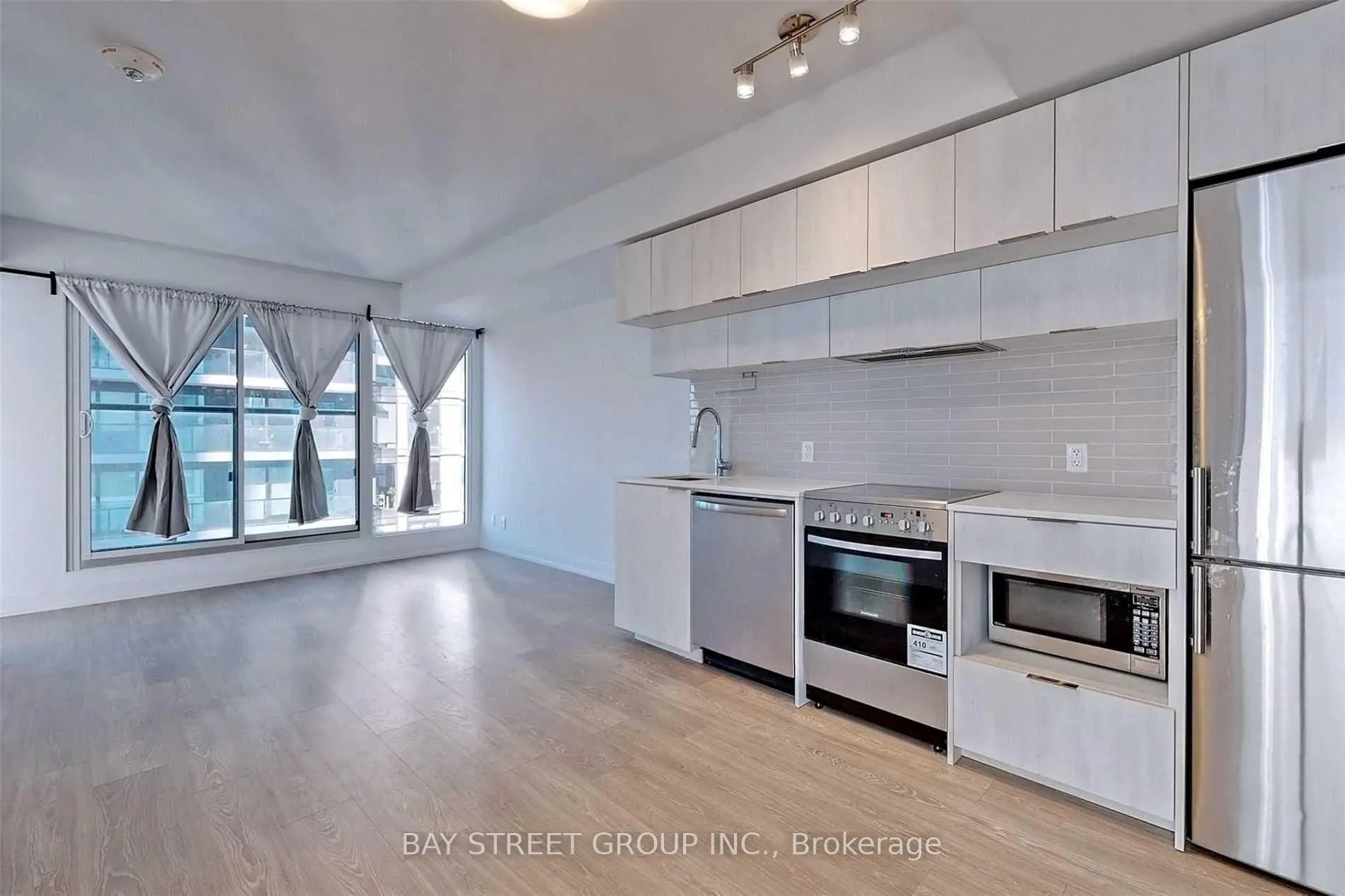 Photo 5 of Unit 4311, 181 Dundas Street E, Toronto, Church-Yonge Corridor — HOMEH