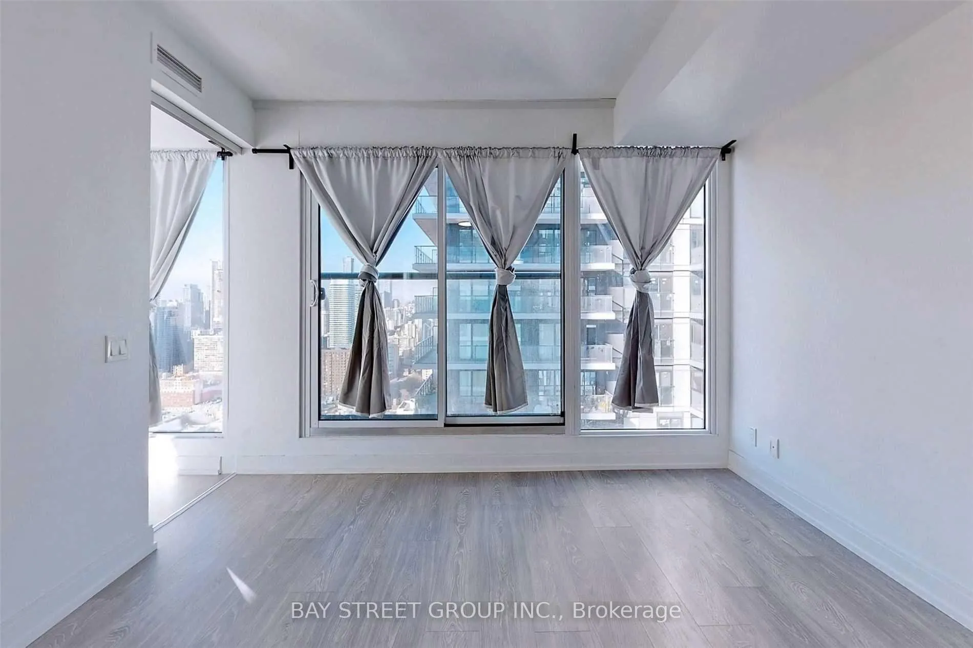 Photo 8 of Unit 4311, 181 Dundas Street E, Toronto, Church-Yonge Corridor — HOMEH