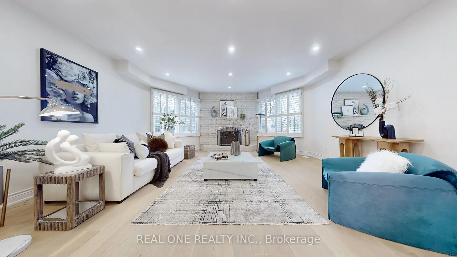 Photo 6 of 99 Aitken Circle, Markham, Unionville — HOMEH