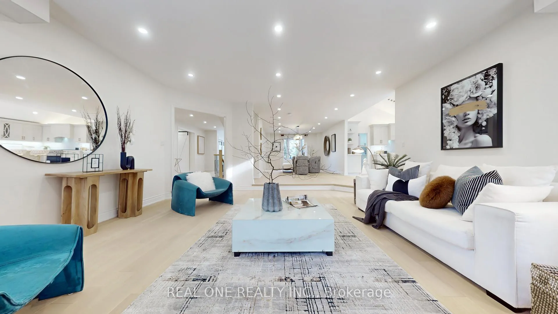 Photo 8 of 99 Aitken Circle, Markham, Unionville — HOMEH