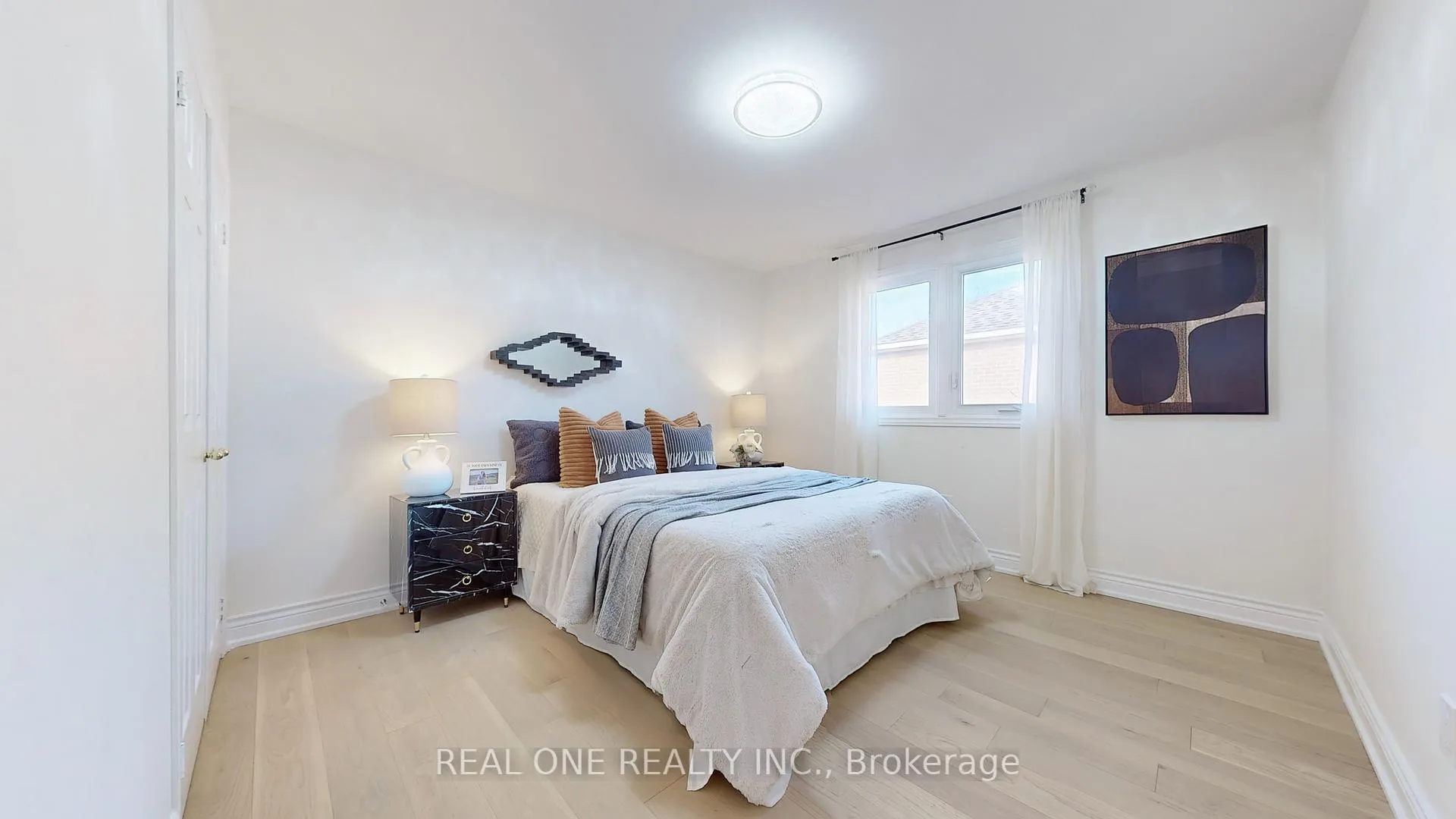 Photo 33 of 99 Aitken Circle, Markham, Unionville — HOMEH
