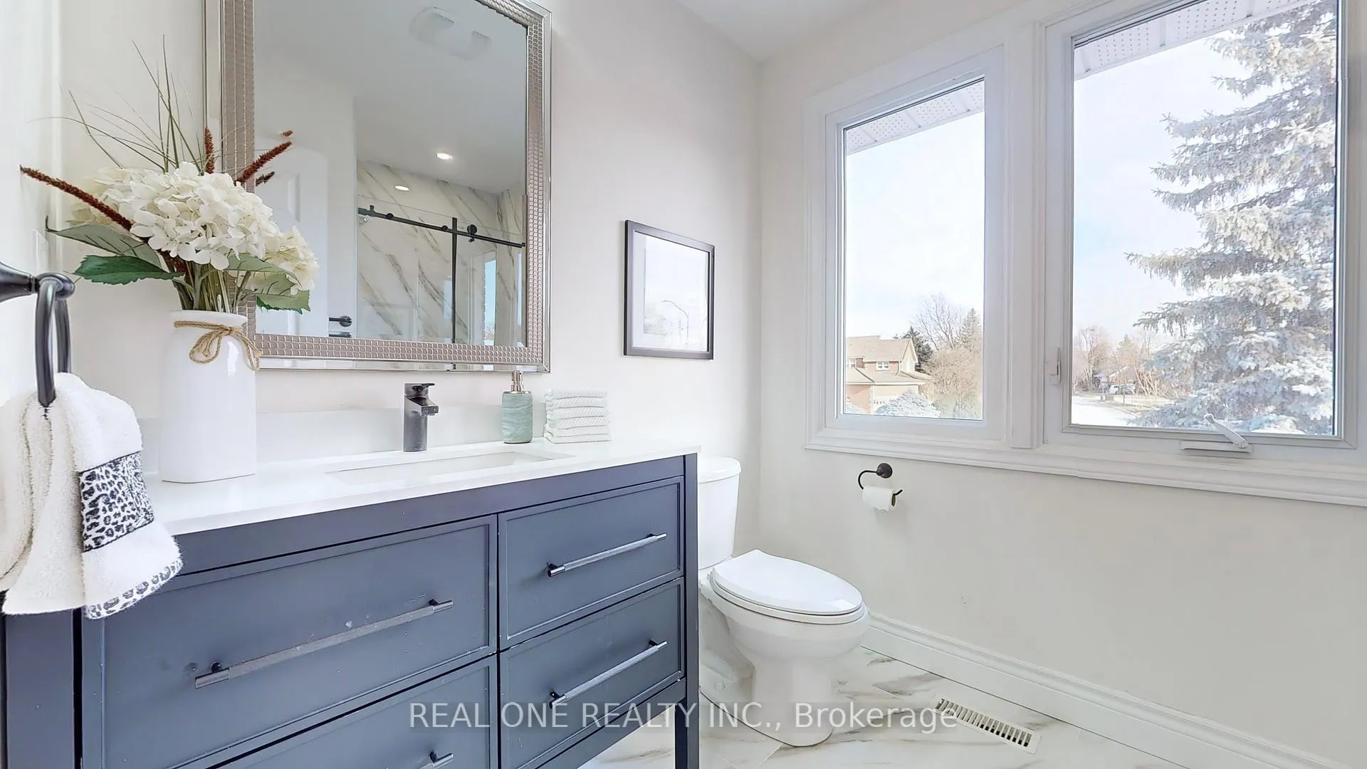 Photo 36 of 99 Aitken Circle, Markham, Unionville — HOMEH