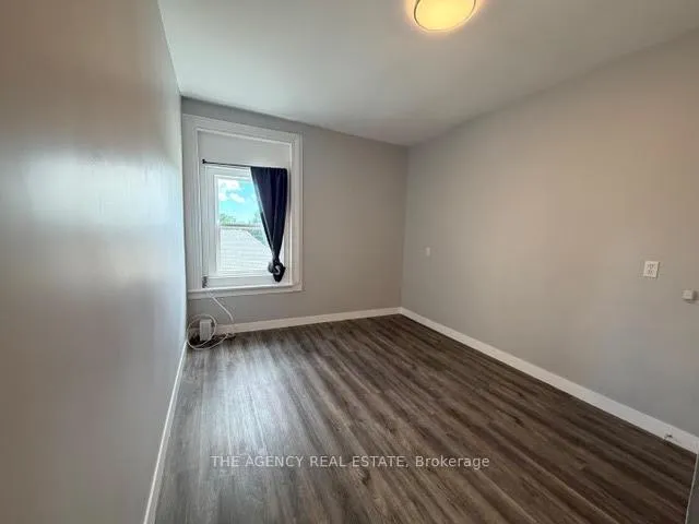Photo 7 of Unit 4, 286 Talbot Street, St. Thomas — HOMEH