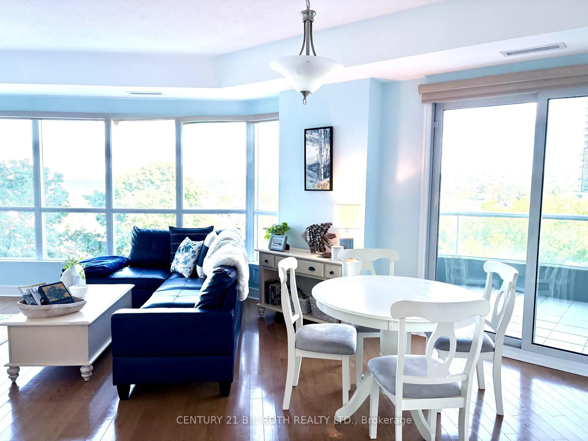 Photo 11 of Unit 411, 2 Toronto Street, Barrie, City Centre — HOMEH