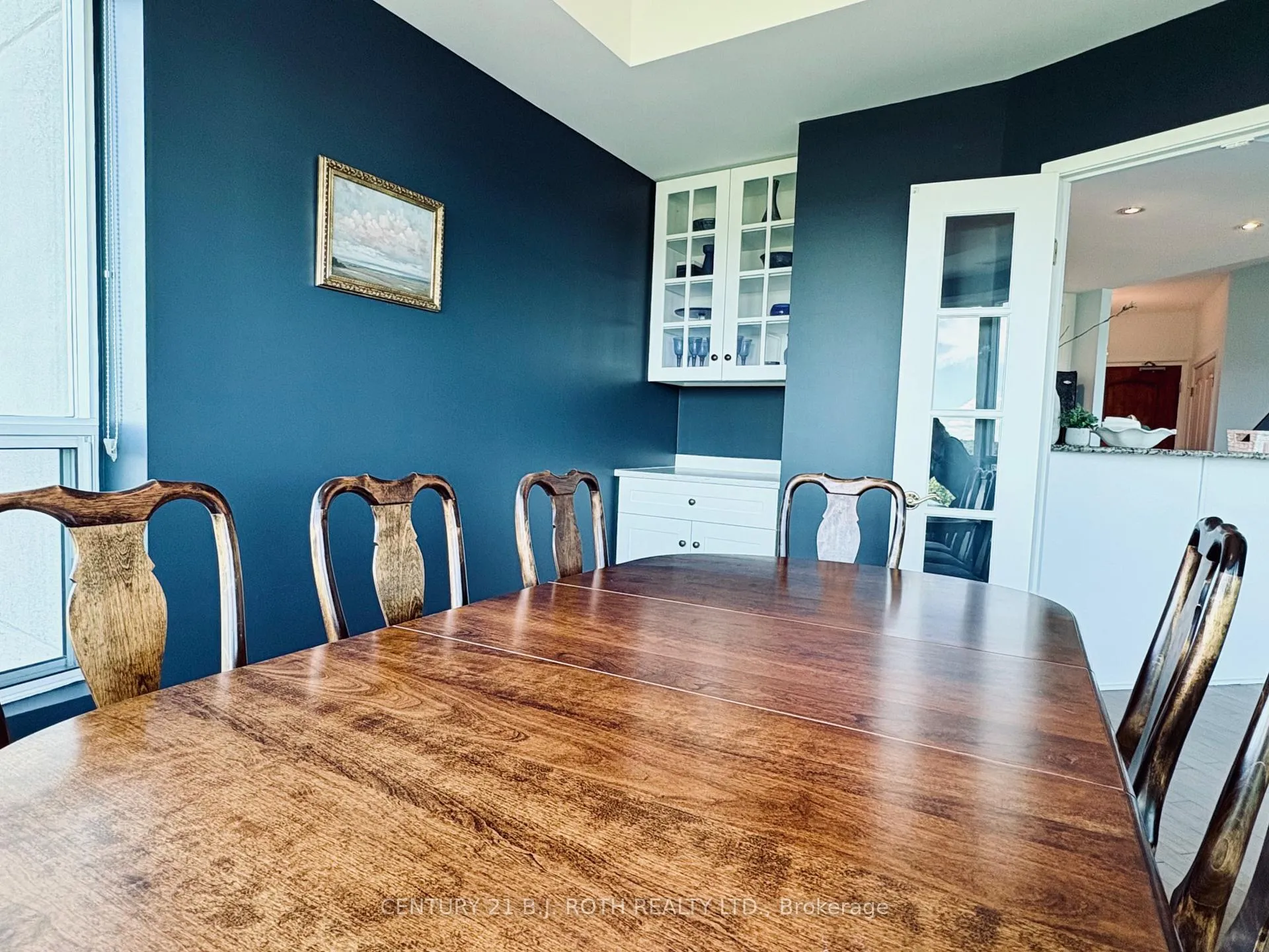 Photo 14 of Unit 411, 2 Toronto Street, Barrie, City Centre — HOMEH