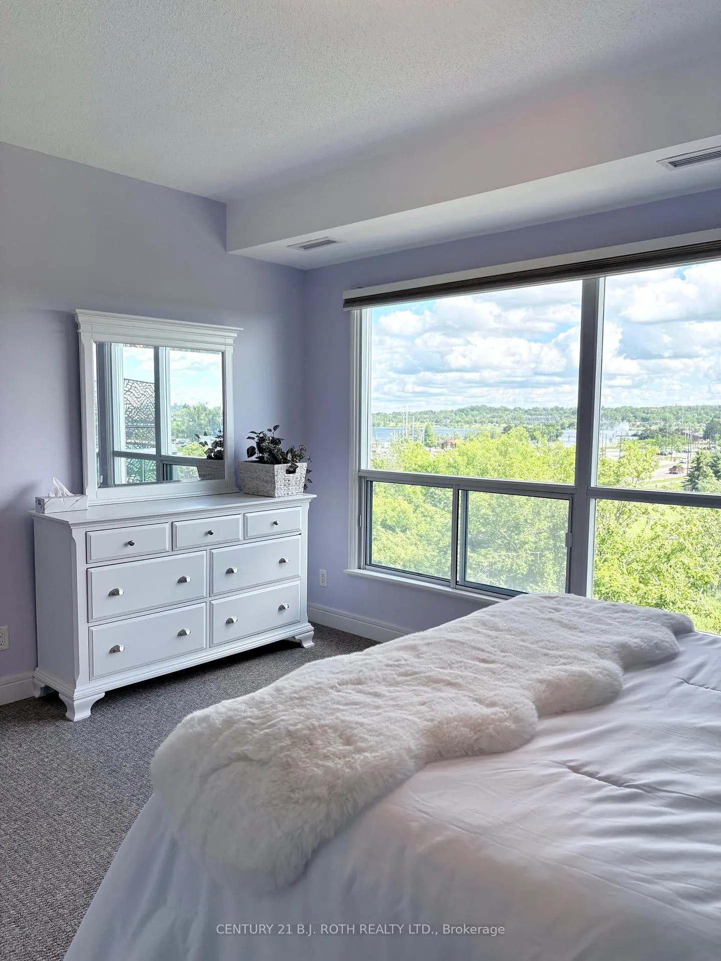 Photo 16 of Unit 411, 2 Toronto Street, Barrie, City Centre — HOMEH