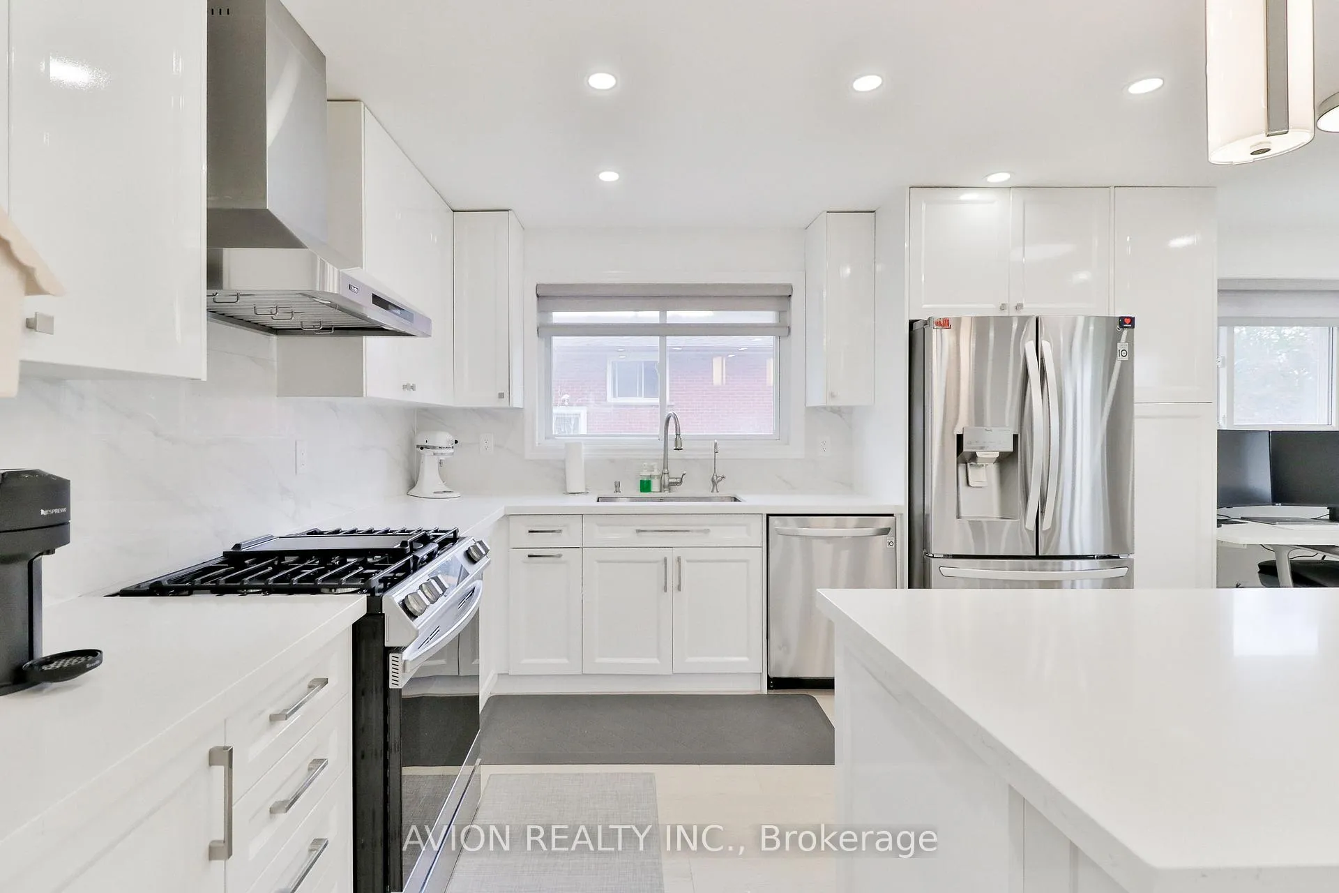 Photo 7 of 128 Rutherford Road N, Brampton, Madoc — HOMEH