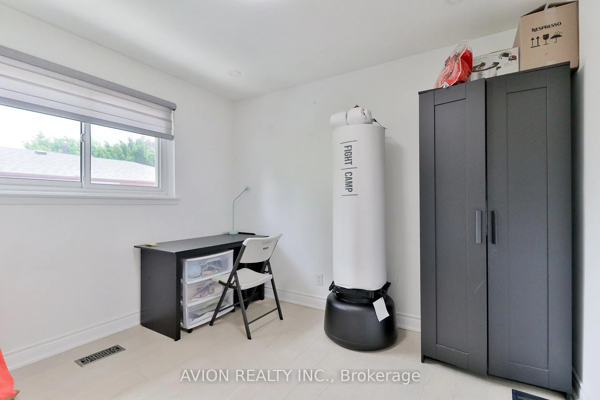 Photo 20 of 128 Rutherford Road N, Brampton, Madoc — HOMEH