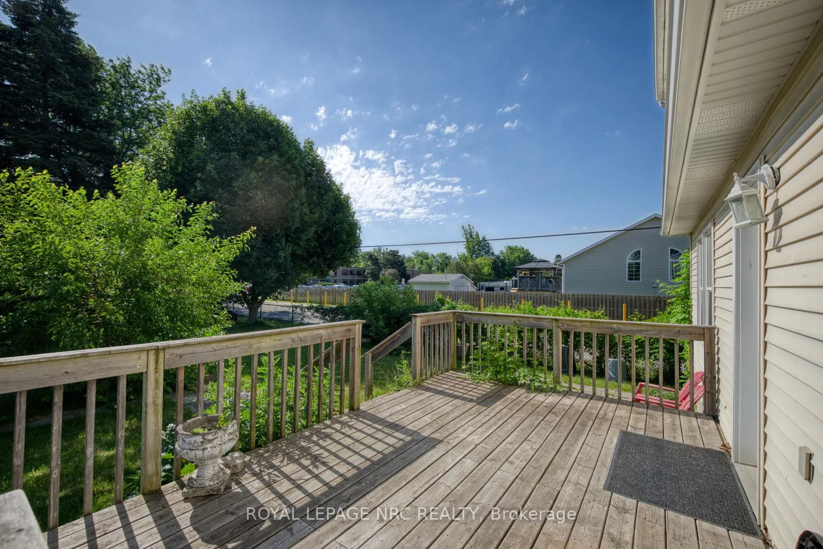 Photo 6 of 3090 Dorchester Road, Niagara Falls, Stamford — HOMEH