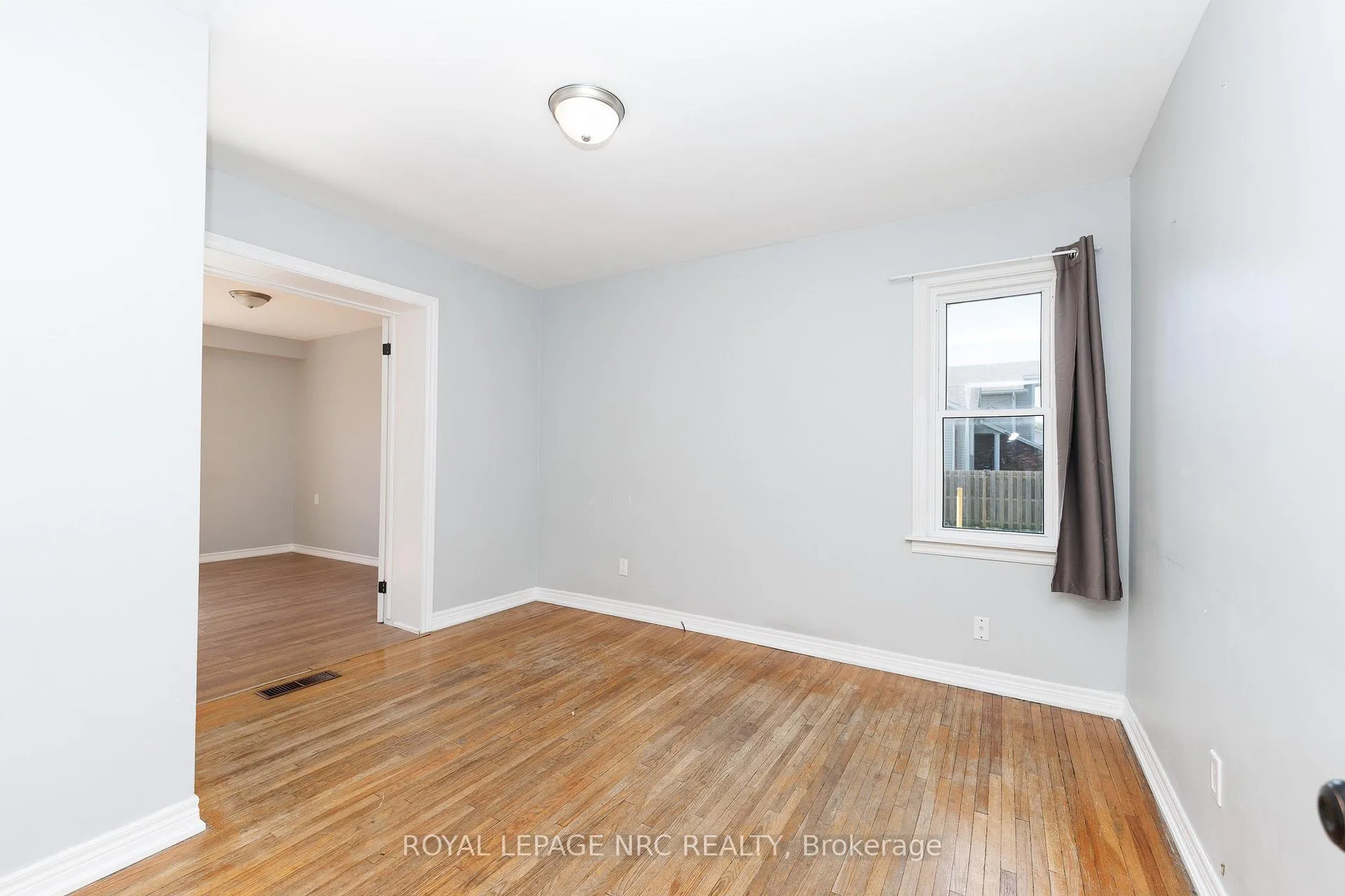 Photo 17 of 3090 Dorchester Road, Niagara Falls, Stamford — HOMEH