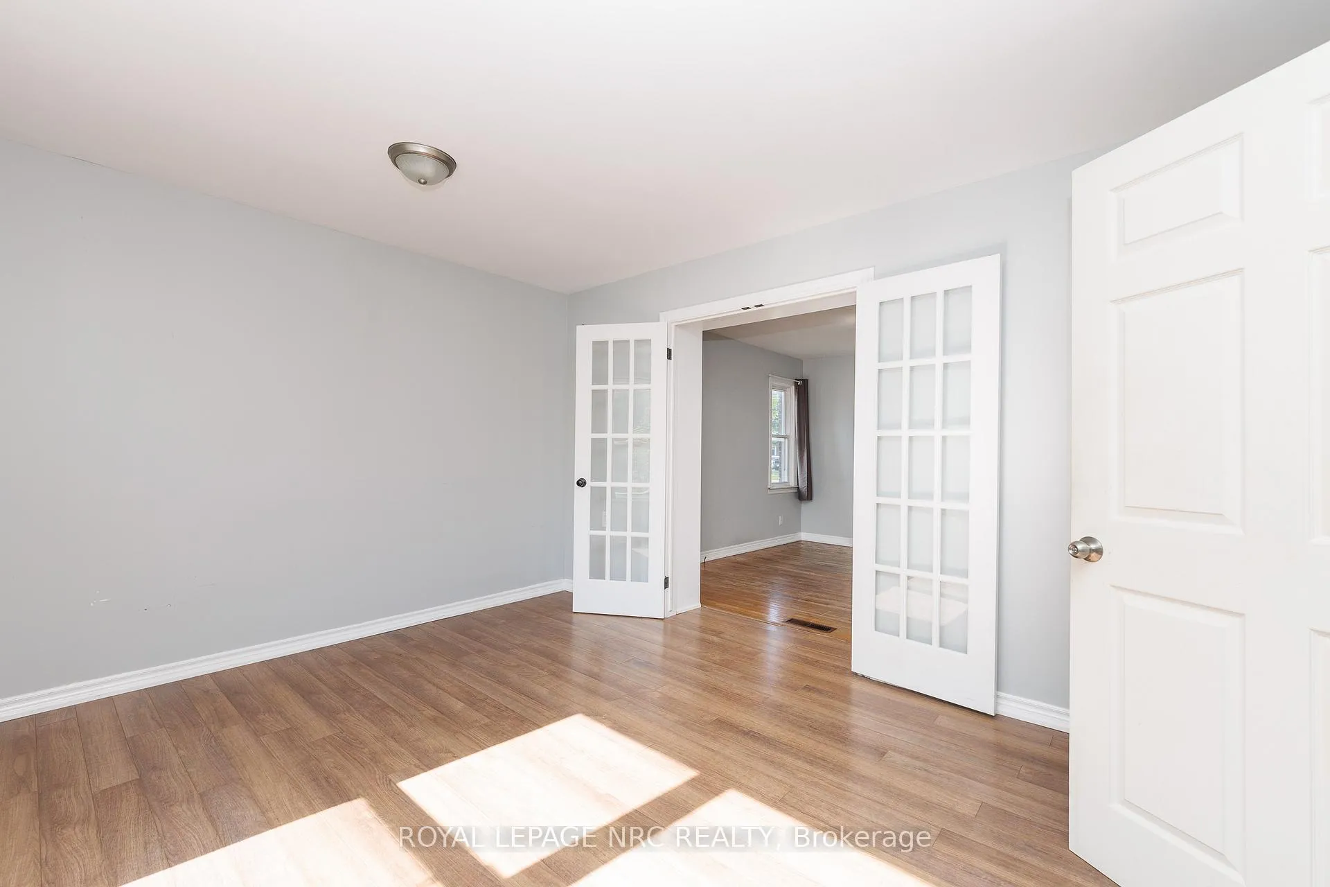 Photo 20 of 3090 Dorchester Road, Niagara Falls, Stamford — HOMEH