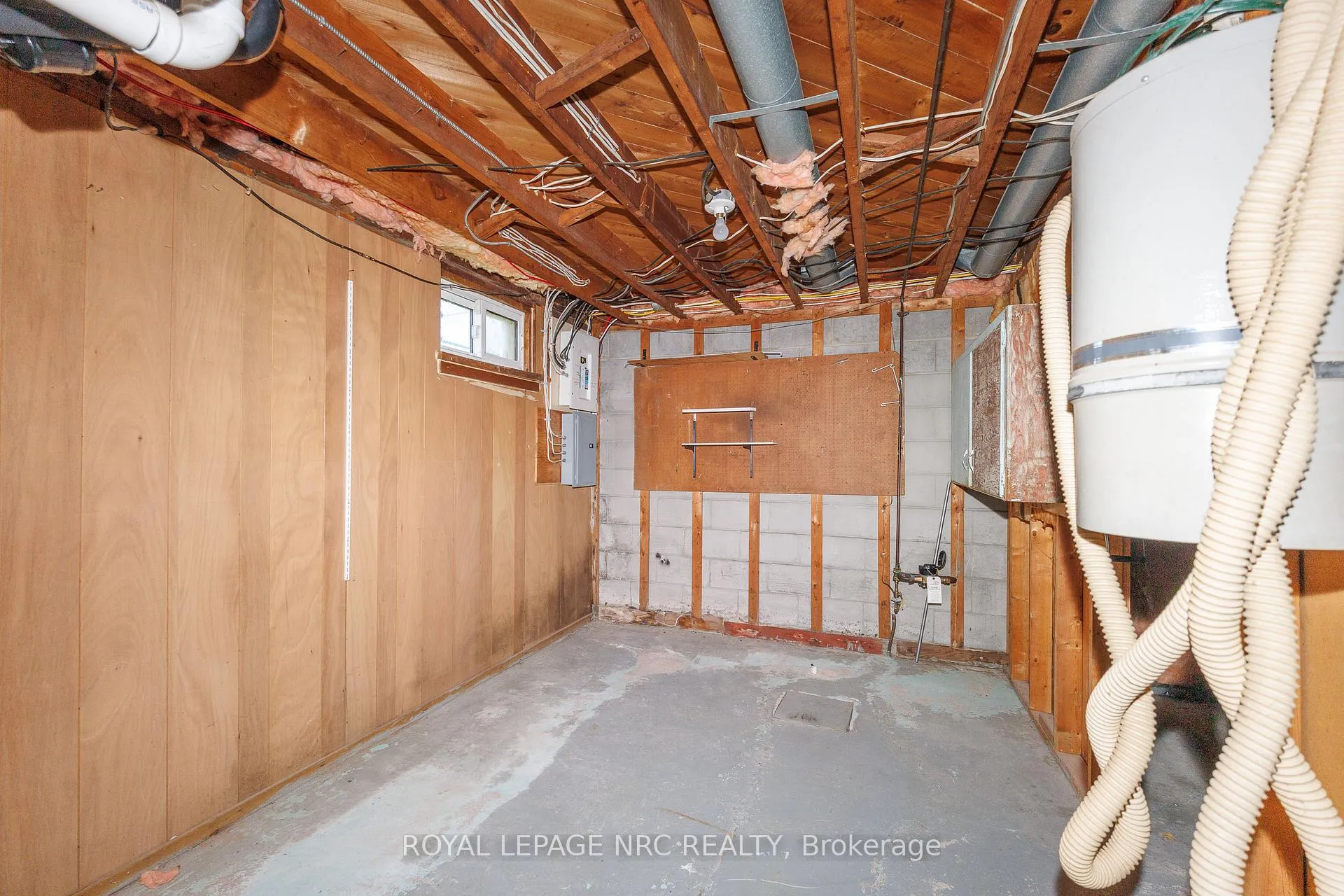 Photo 32 of 3090 Dorchester Road, Niagara Falls, Stamford — HOMEH