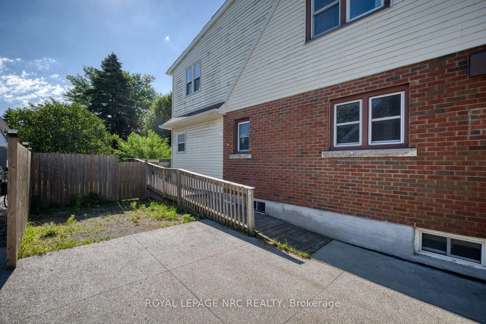 Photo 35 of 3090 Dorchester Road, Niagara Falls, Stamford — HOMEH