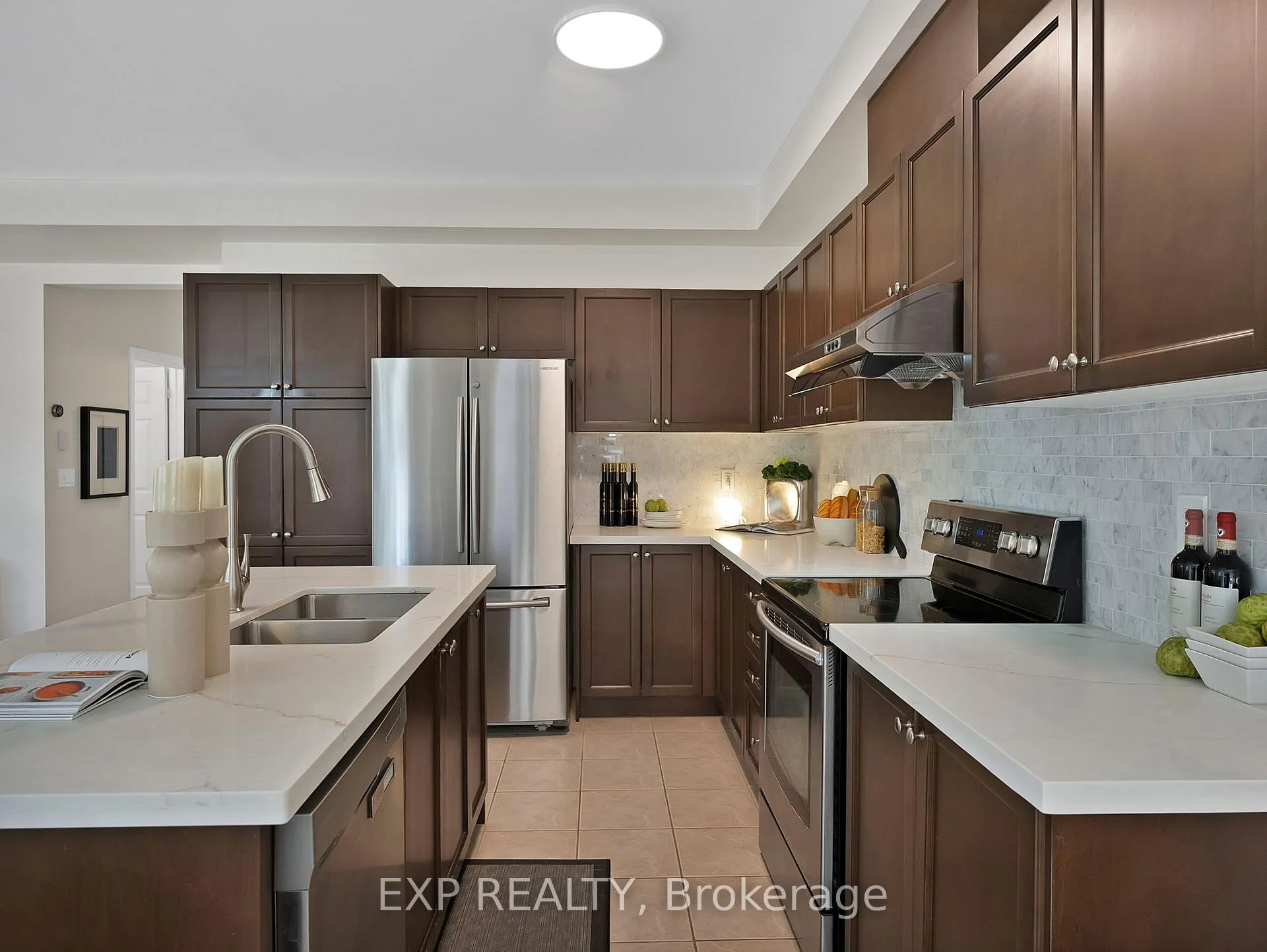 Photo 16 of 51 Living Crescent, Markham, Victoria Square — HOMEH