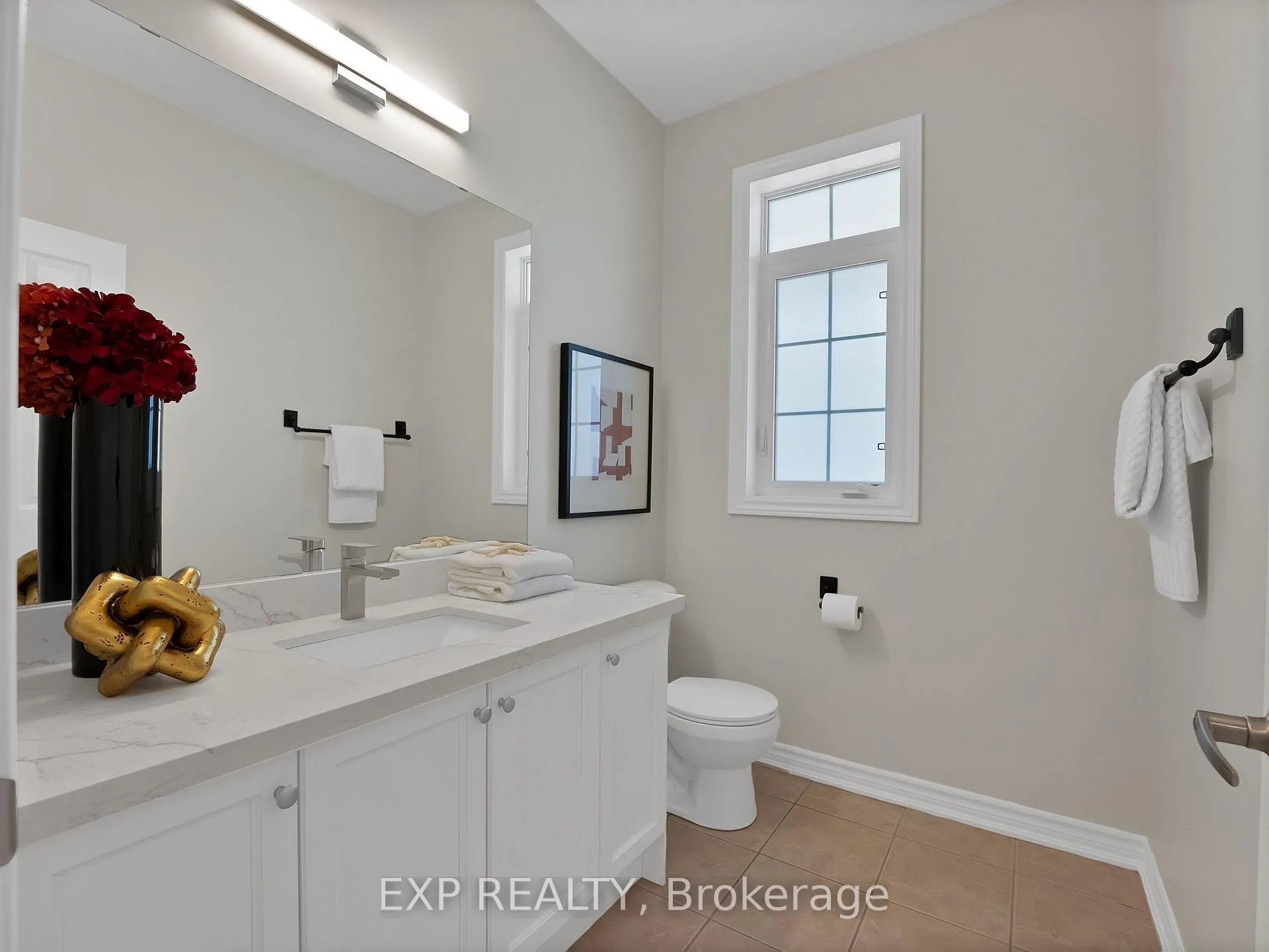 Photo 17 of 51 Living Crescent, Markham, Victoria Square — HOMEH