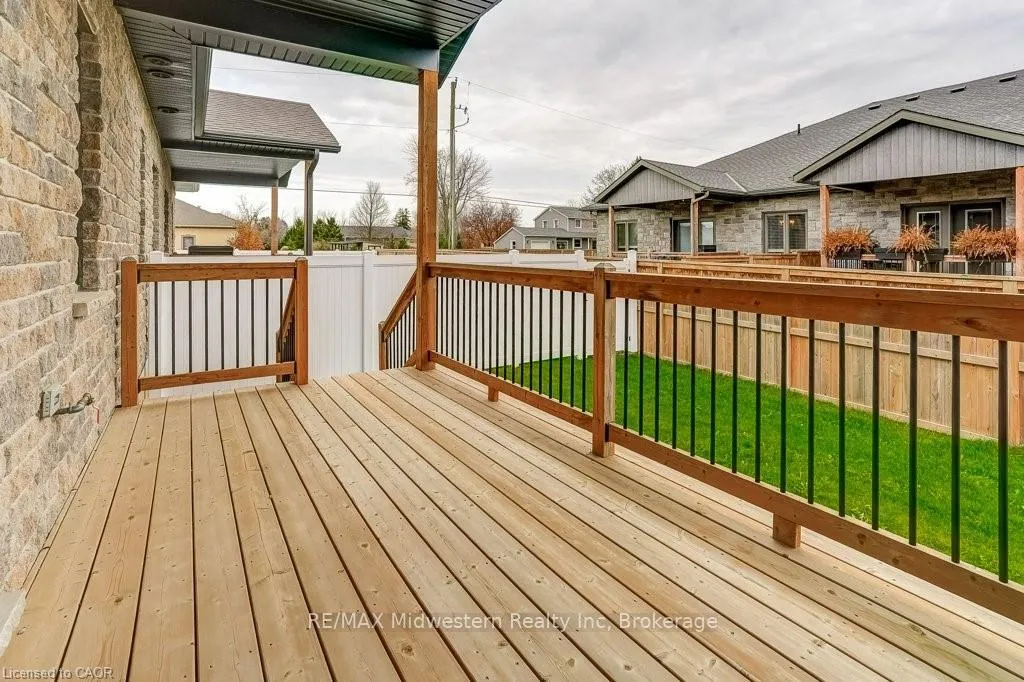 Photo 5 of 273 Queen Street, North Perth, Elma — HOMEH