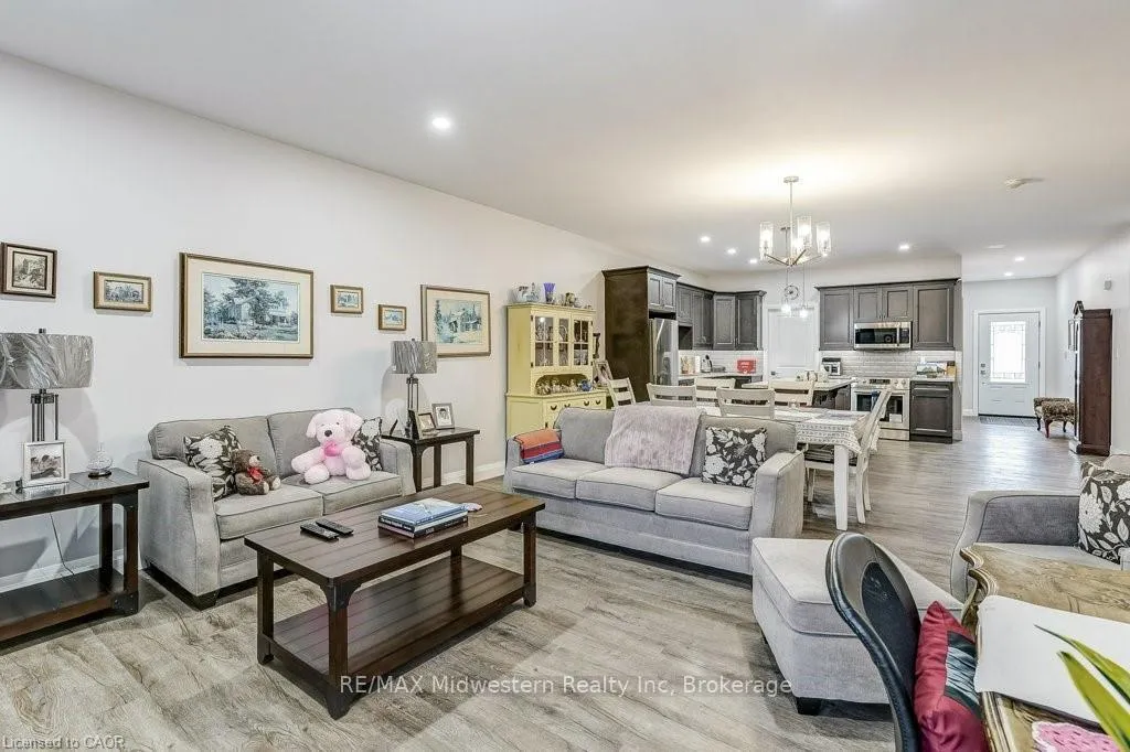 Photo 8 of 273 Queen Street, North Perth, Elma — HOMEH