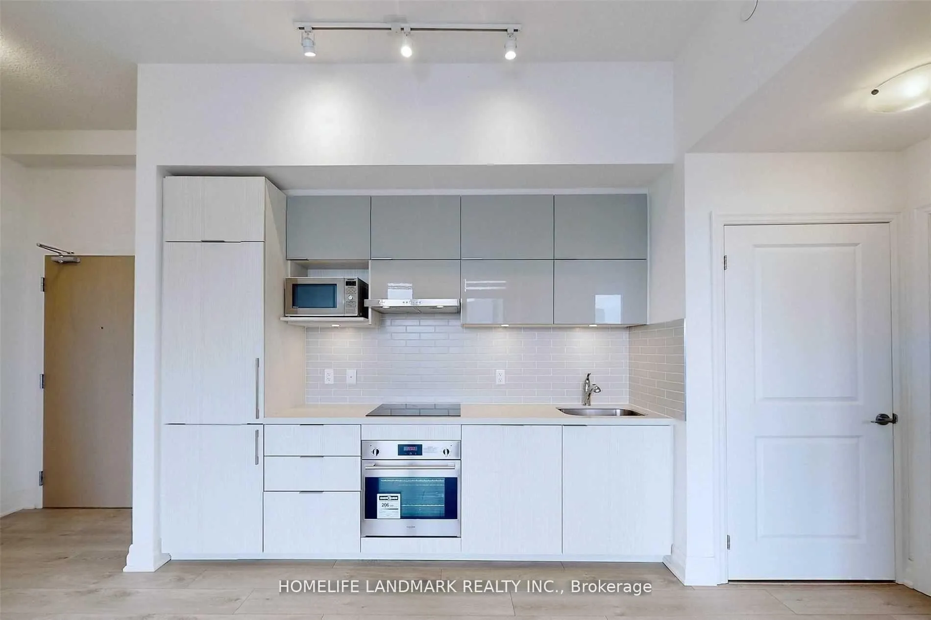 Photo 6 of Unit 407A, 10 Rouge Valley Drive, Markham, Unionville — HOMEH