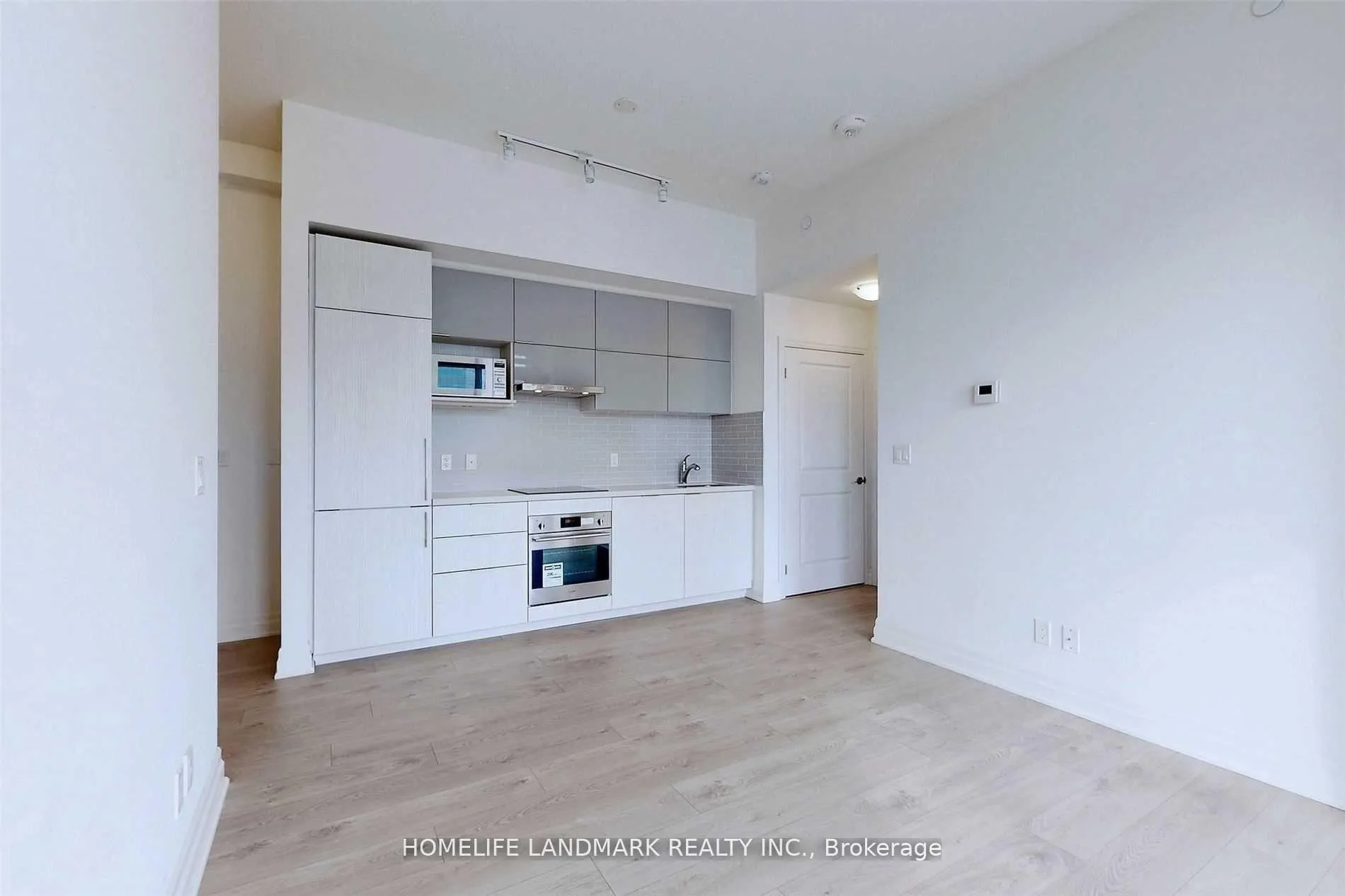 Photo 7 of Unit 407A, 10 Rouge Valley Drive, Markham, Unionville — HOMEH