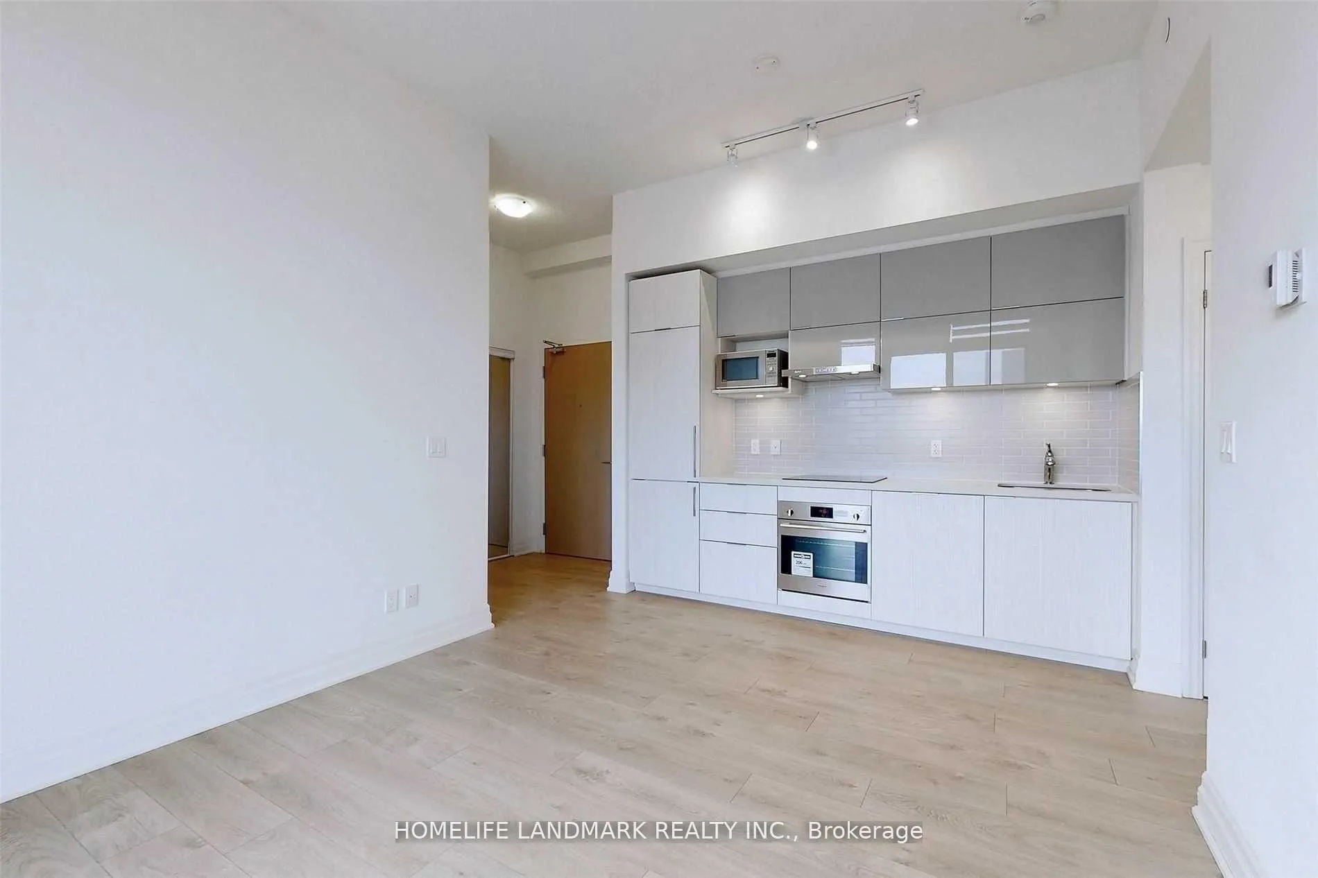 Photo 10 of Unit 407A, 10 Rouge Valley Drive, Markham, Unionville — HOMEH