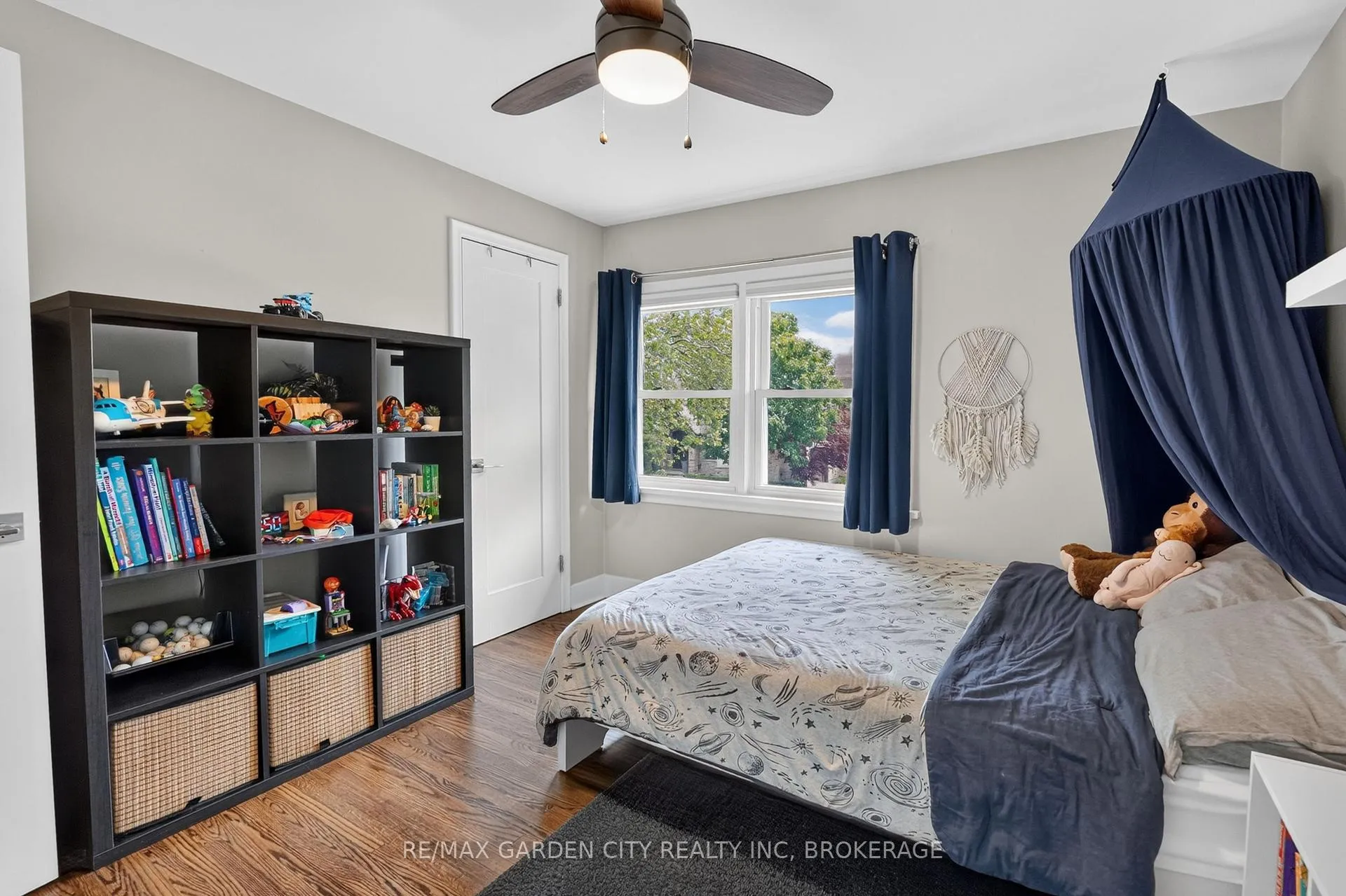 Photo 29 of 118 Riverdale Drive, St. Catharines, Old Glenridge — HOMEH