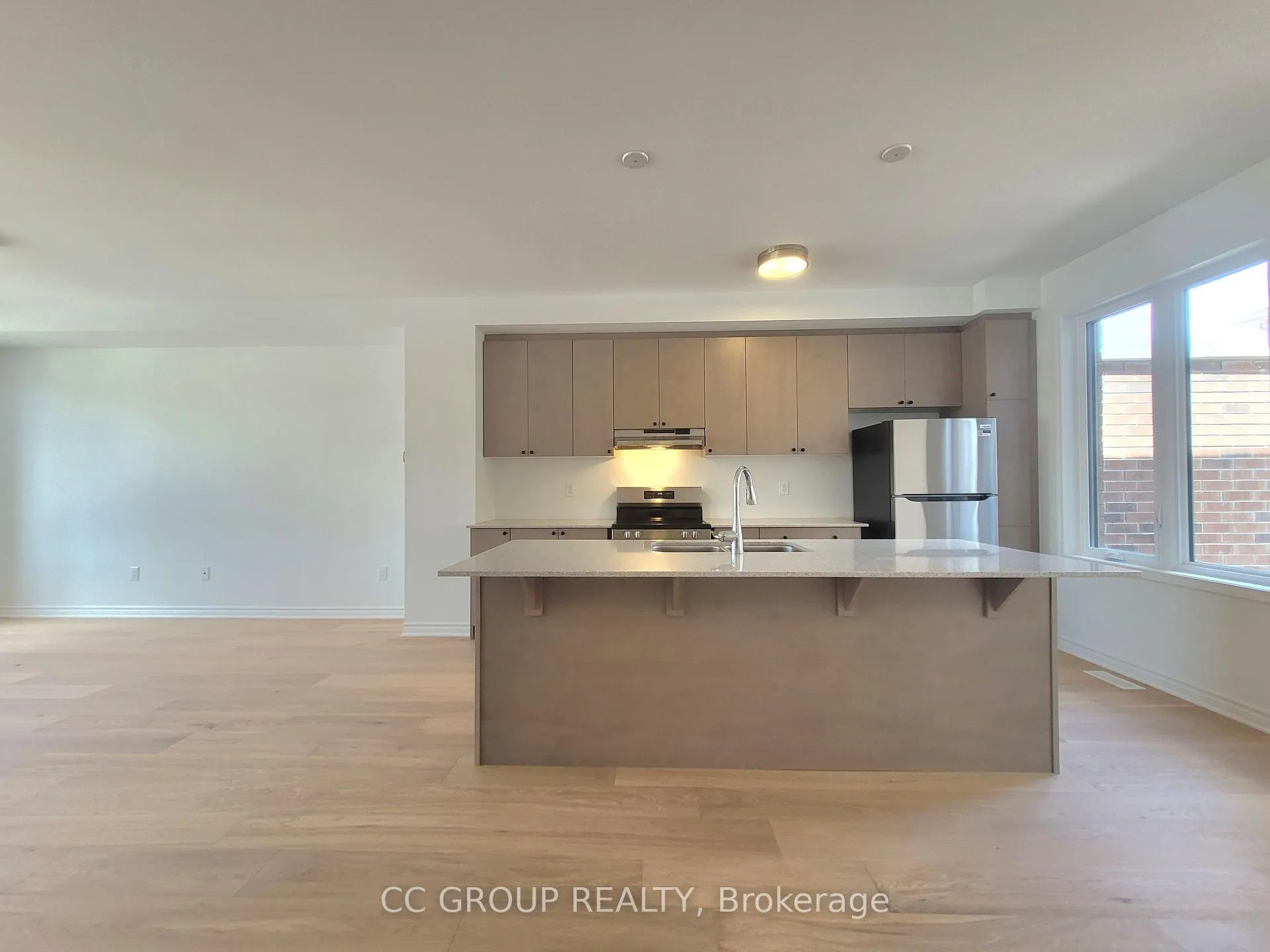 Photo 3 of 359 Stony Hill Blvd, Markham, Rural Markham — HOMEH