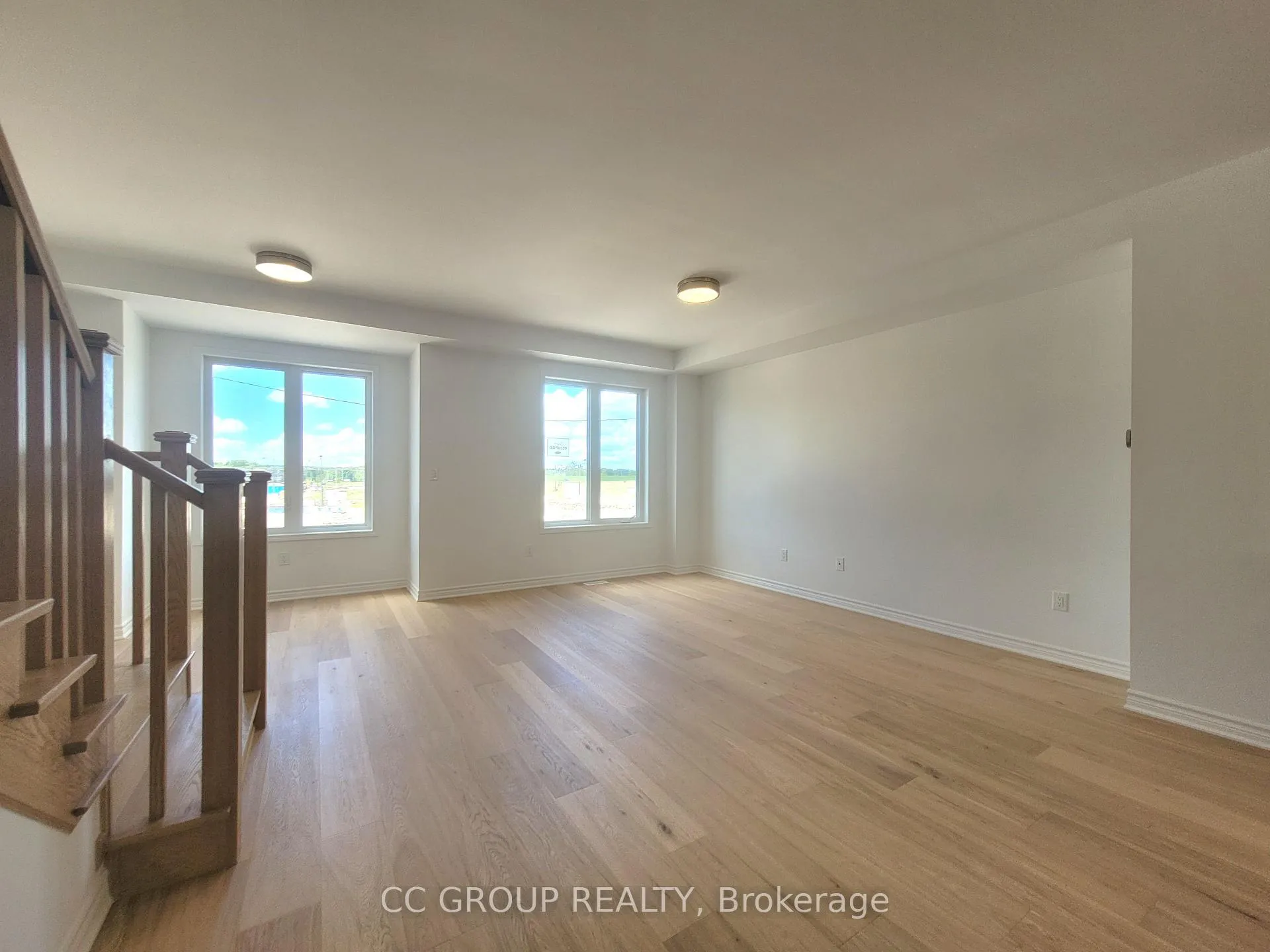 Photo 7 of 359 Stony Hill Blvd, Markham, Rural Markham — HOMEH