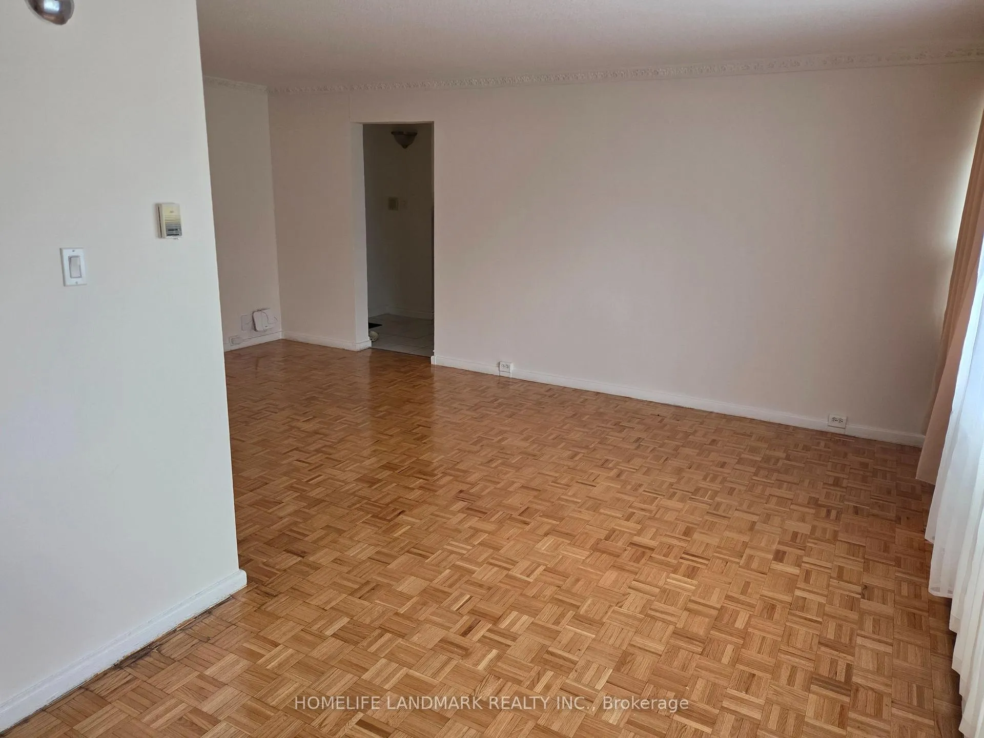 Photo 7 of Unit 301, 100 Leeward Glenway, Toronto, Flemingdon Park — HOMEH