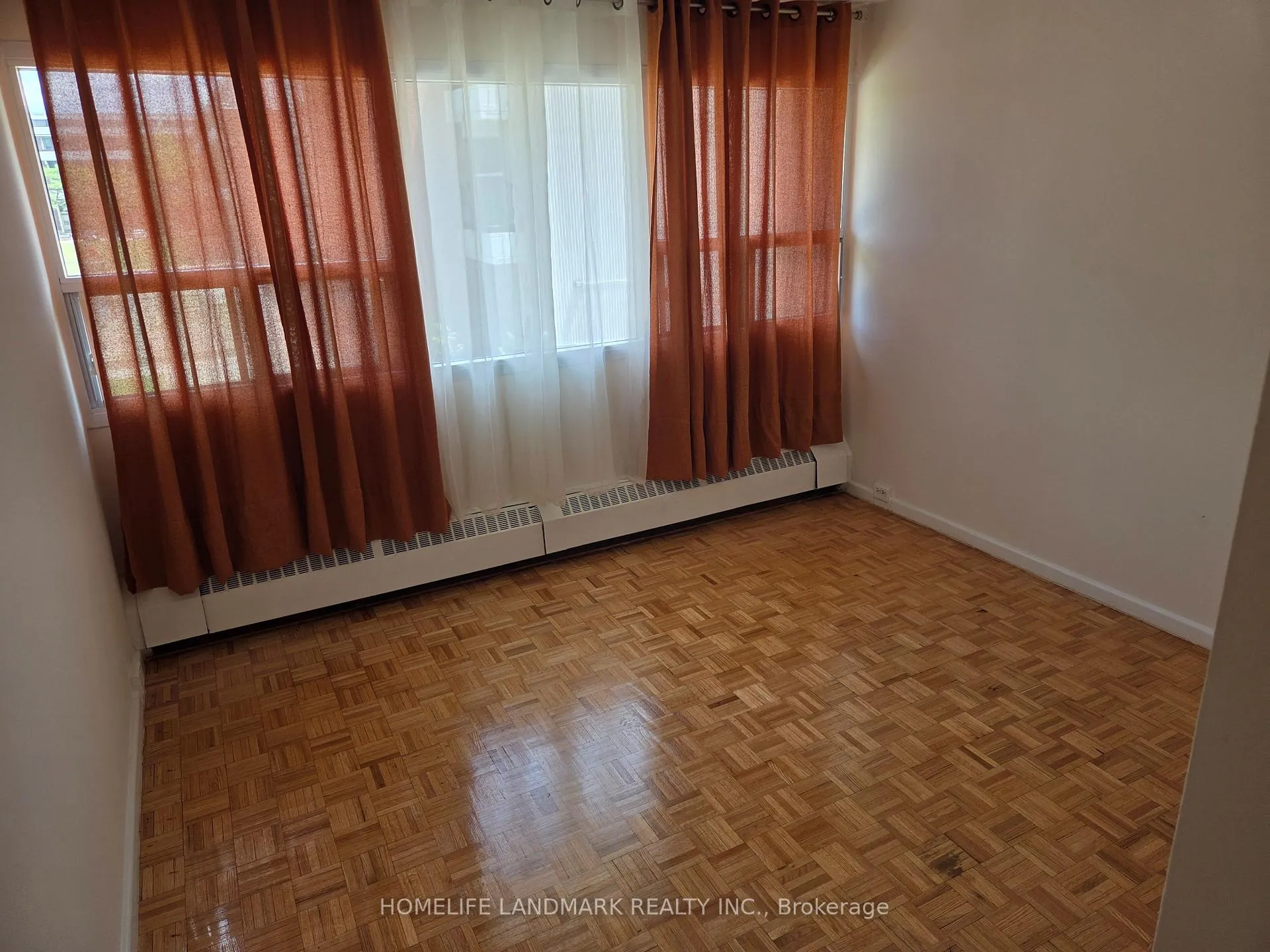 Photo 14 of Unit 301, 100 Leeward Glenway, Toronto, Flemingdon Park — HOMEH