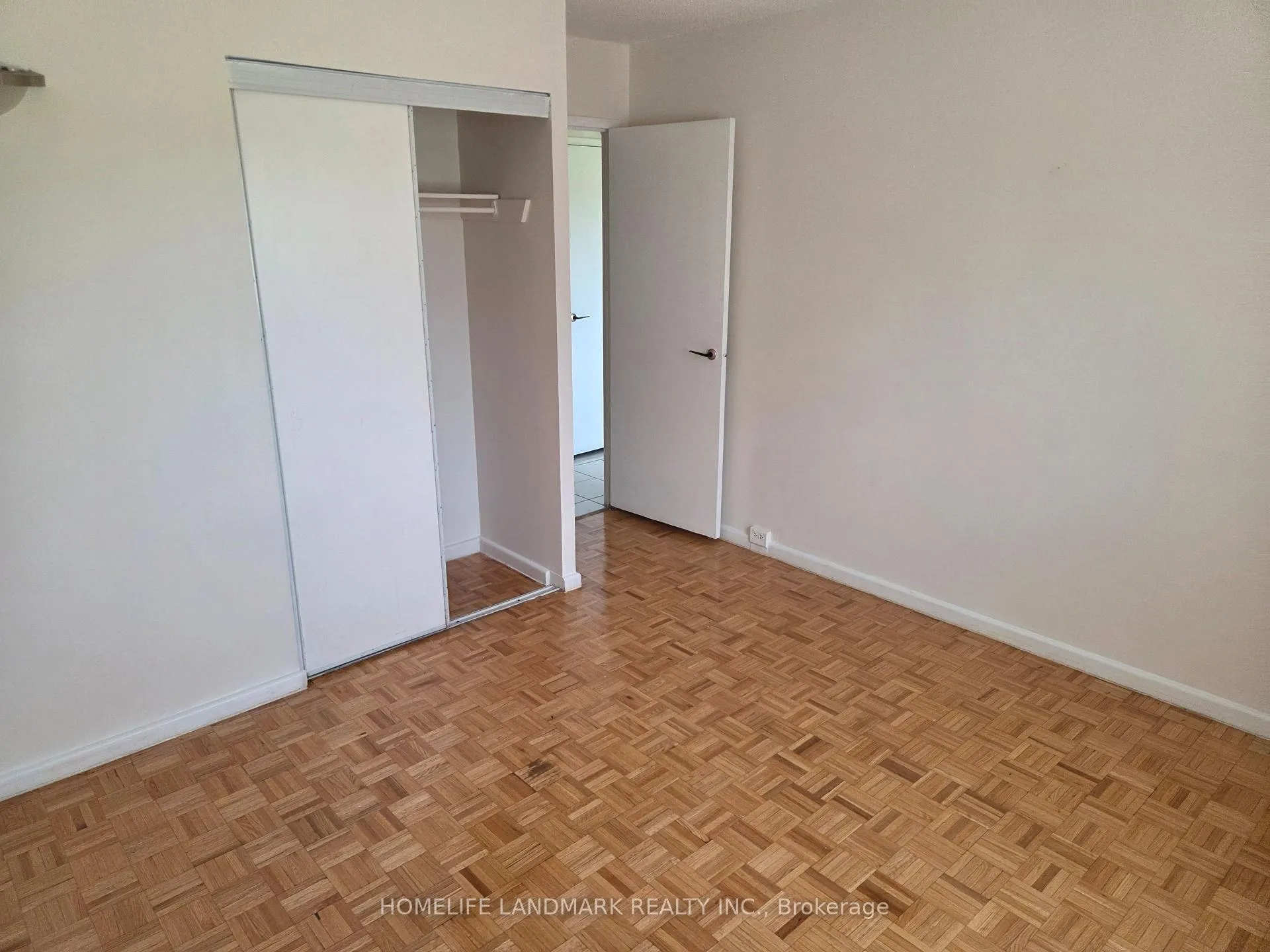 Photo 17 of Unit 301, 100 Leeward Glenway, Toronto, Flemingdon Park — HOMEH