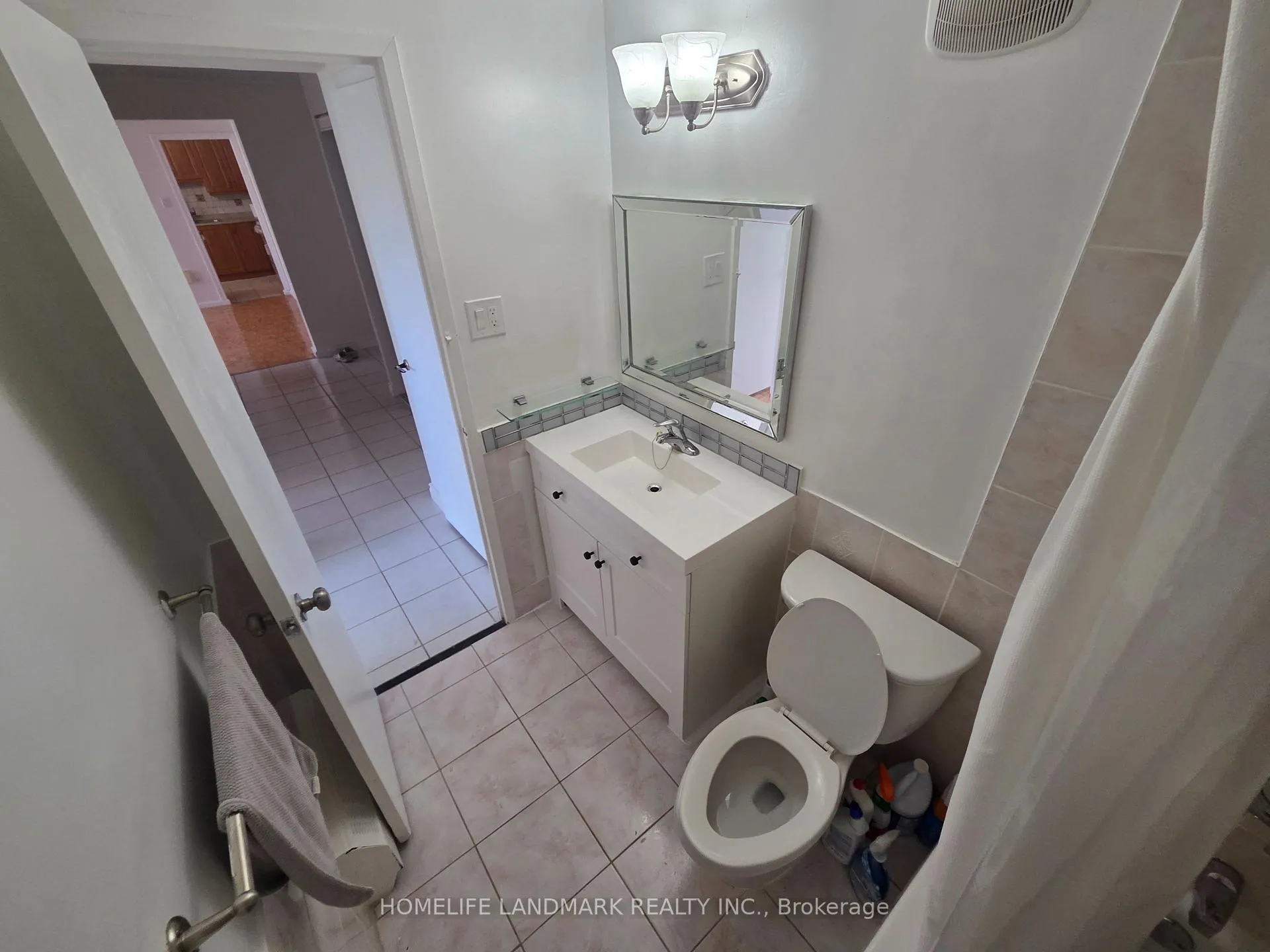 Photo 21 of Unit 301, 100 Leeward Glenway, Toronto, Flemingdon Park — HOMEH