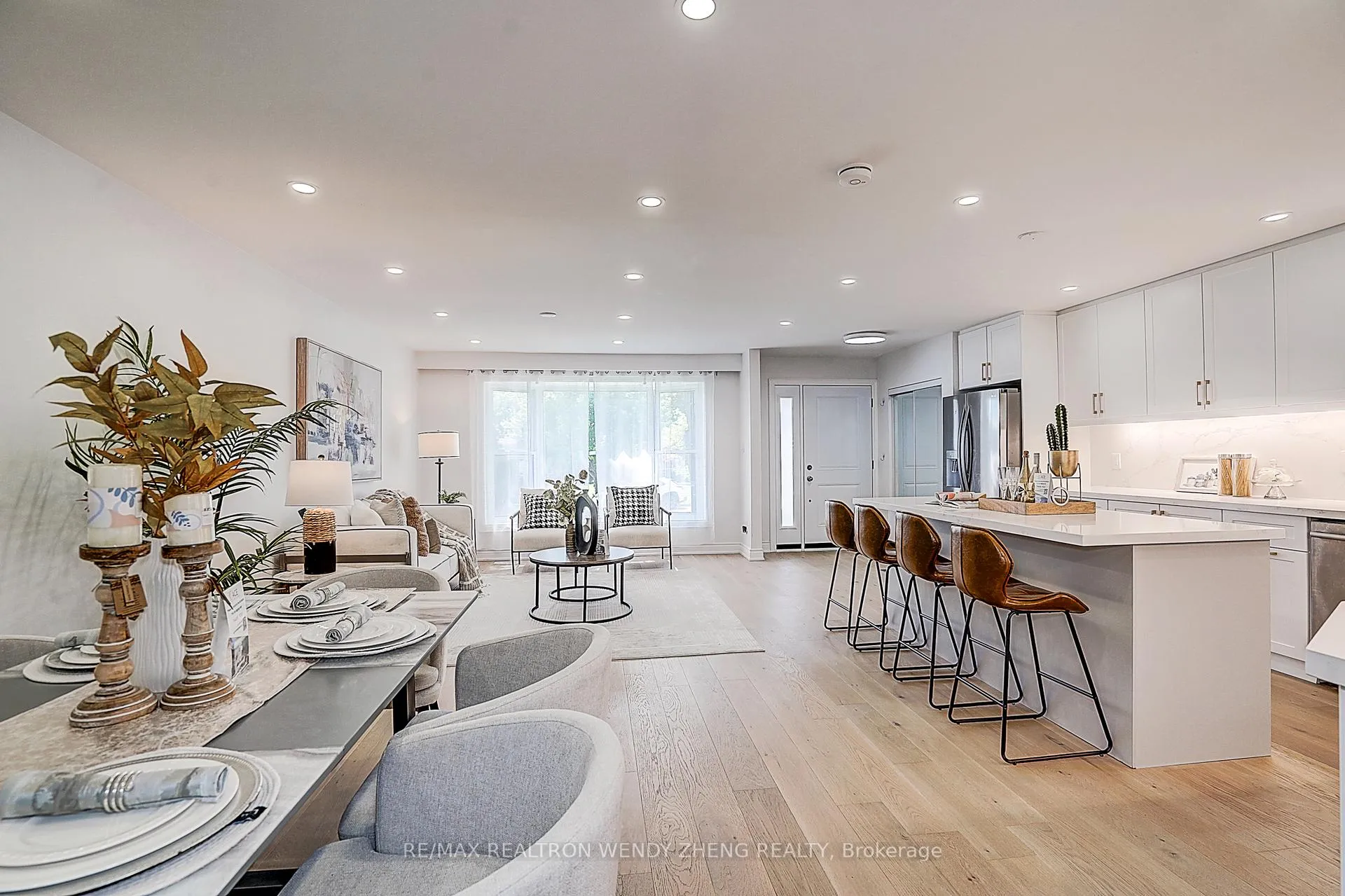 Photo 18 of 47 Sherwood Forest Drive, Markham, Bullock — HOMEH