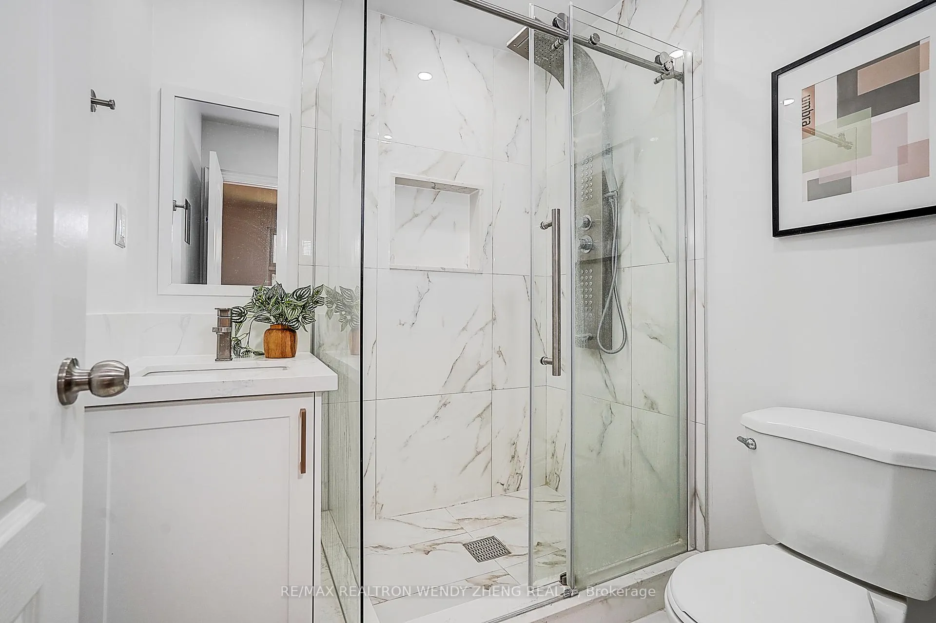 Photo 24 of 47 Sherwood Forest Drive, Markham, Bullock — HOMEH