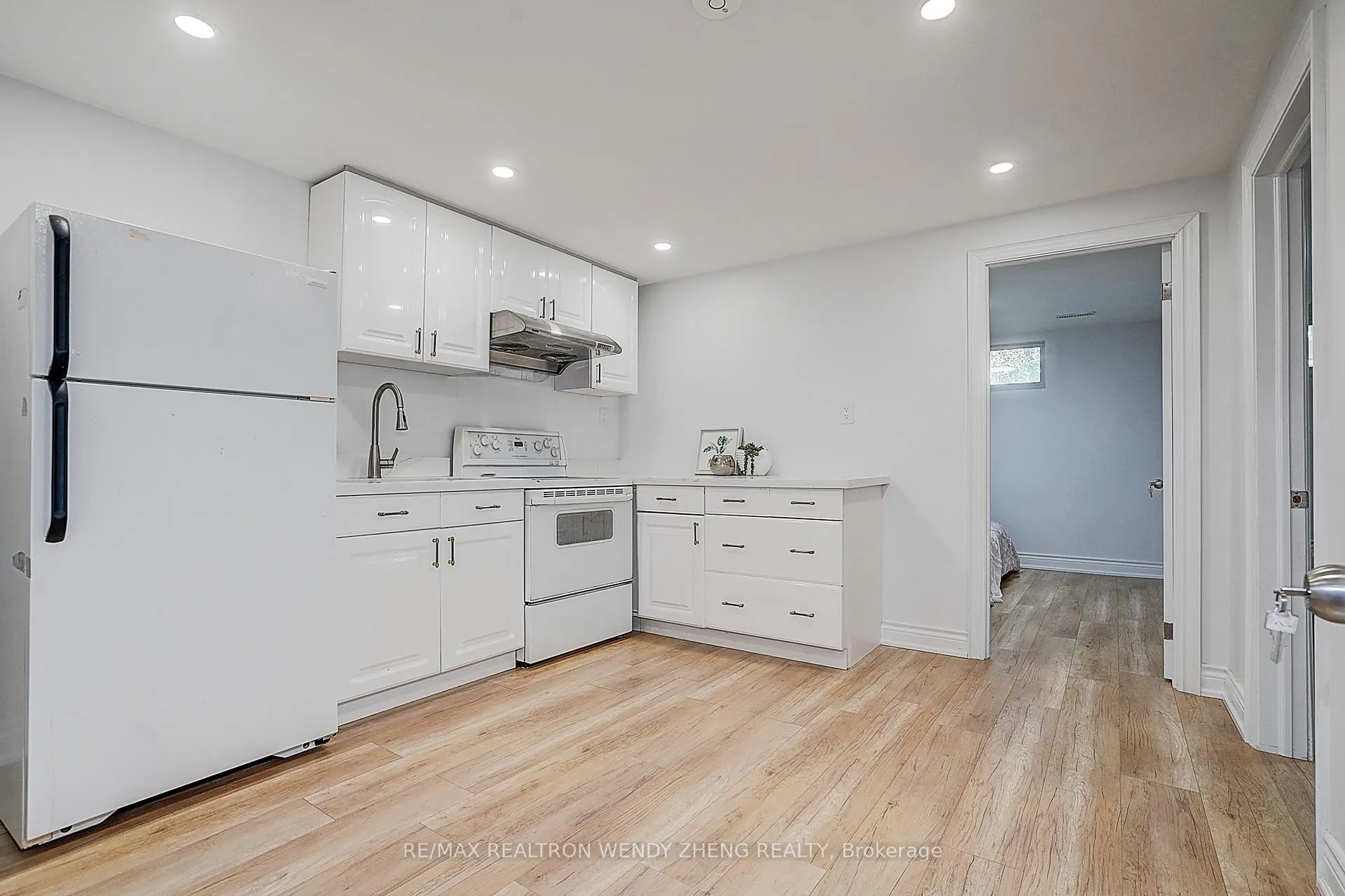 Photo 33 of 47 Sherwood Forest Drive, Markham, Bullock — HOMEH
