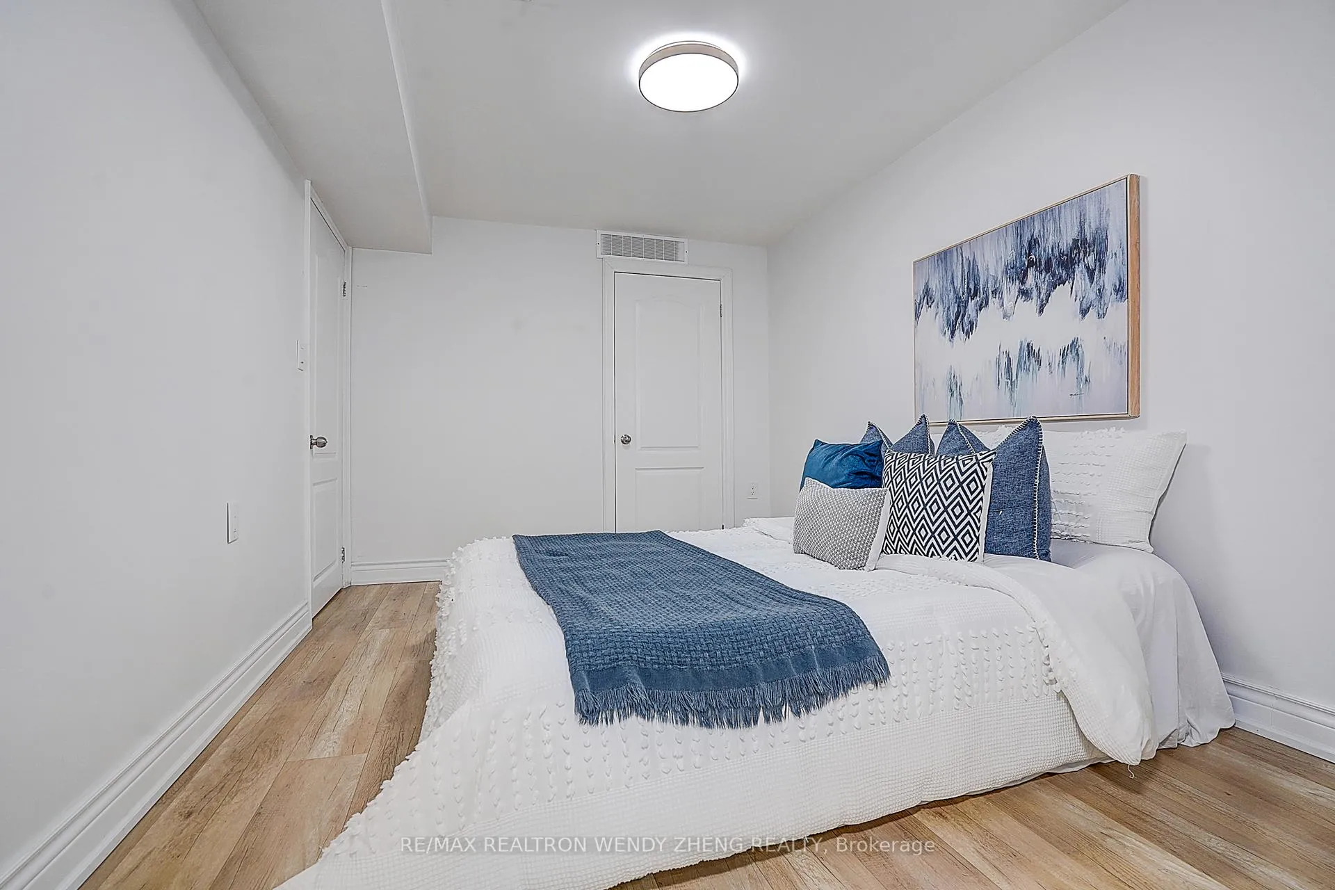 Photo 35 of 47 Sherwood Forest Drive, Markham, Bullock — HOMEH
