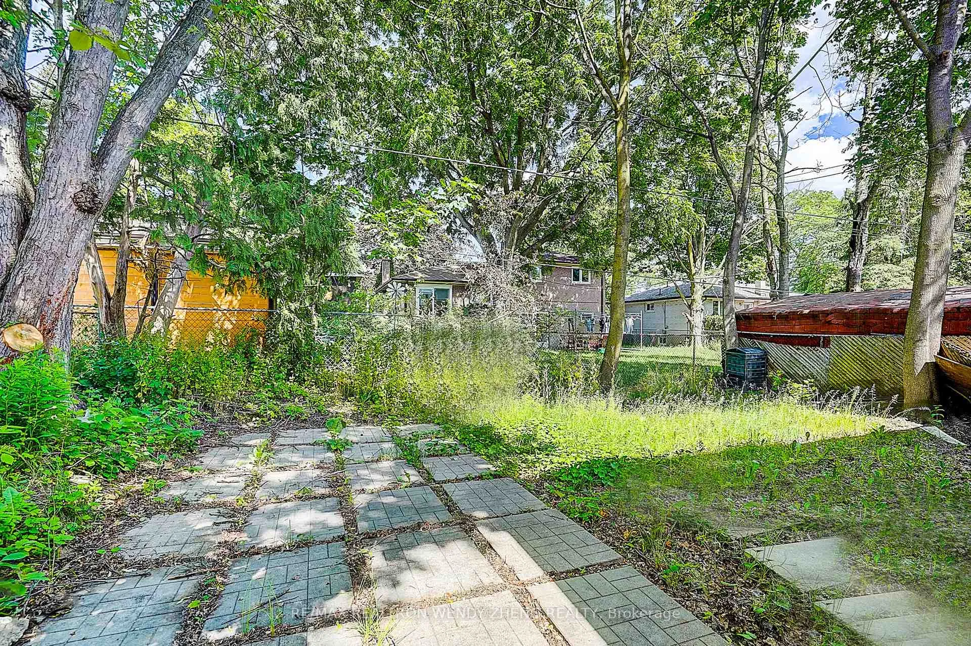 Photo 46 of 47 Sherwood Forest Drive, Markham, Bullock — HOMEH
