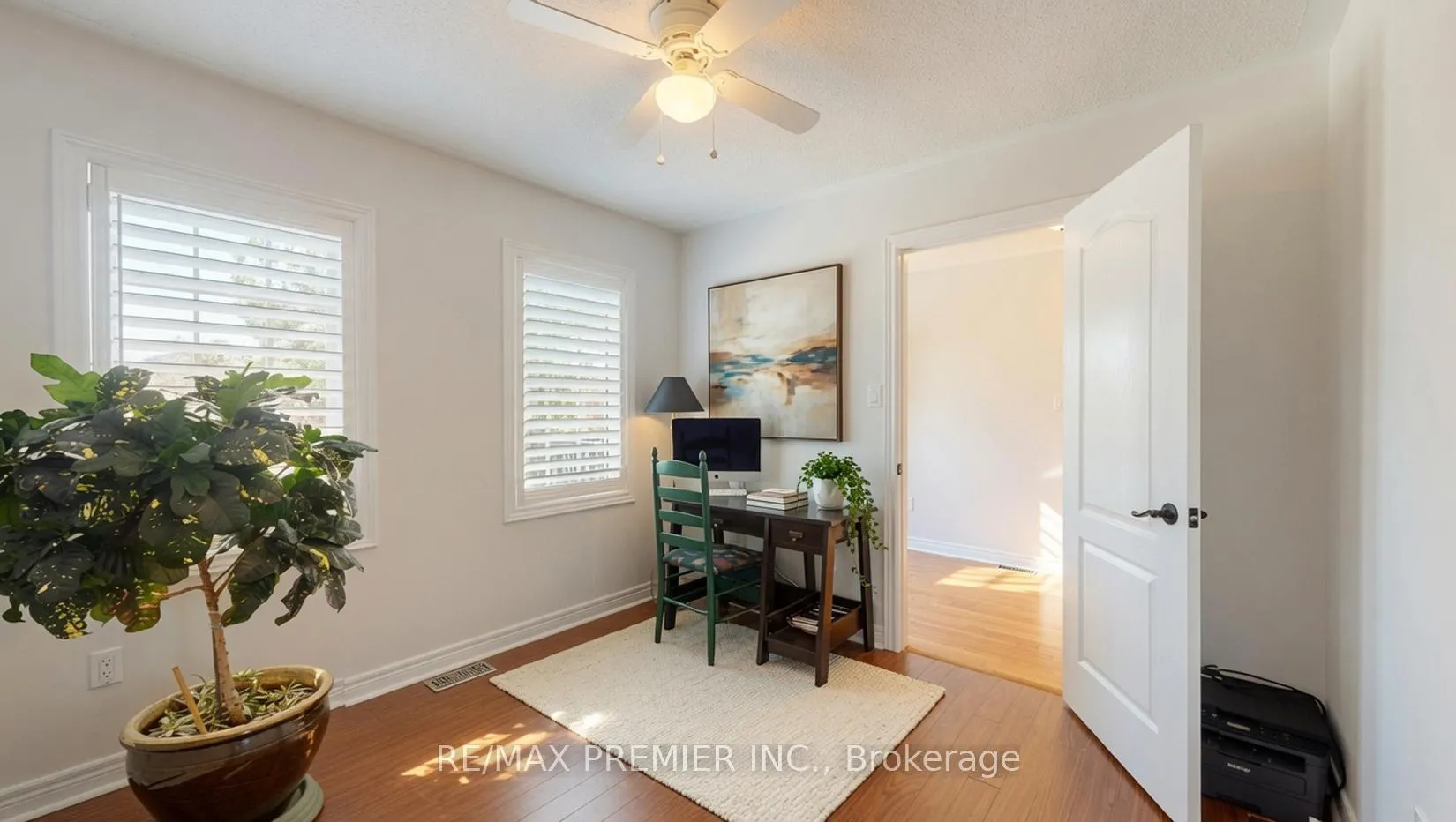 Photo 13 of 32 Timberwolf Crescent, Vaughan, Vellore Village — HOMEH