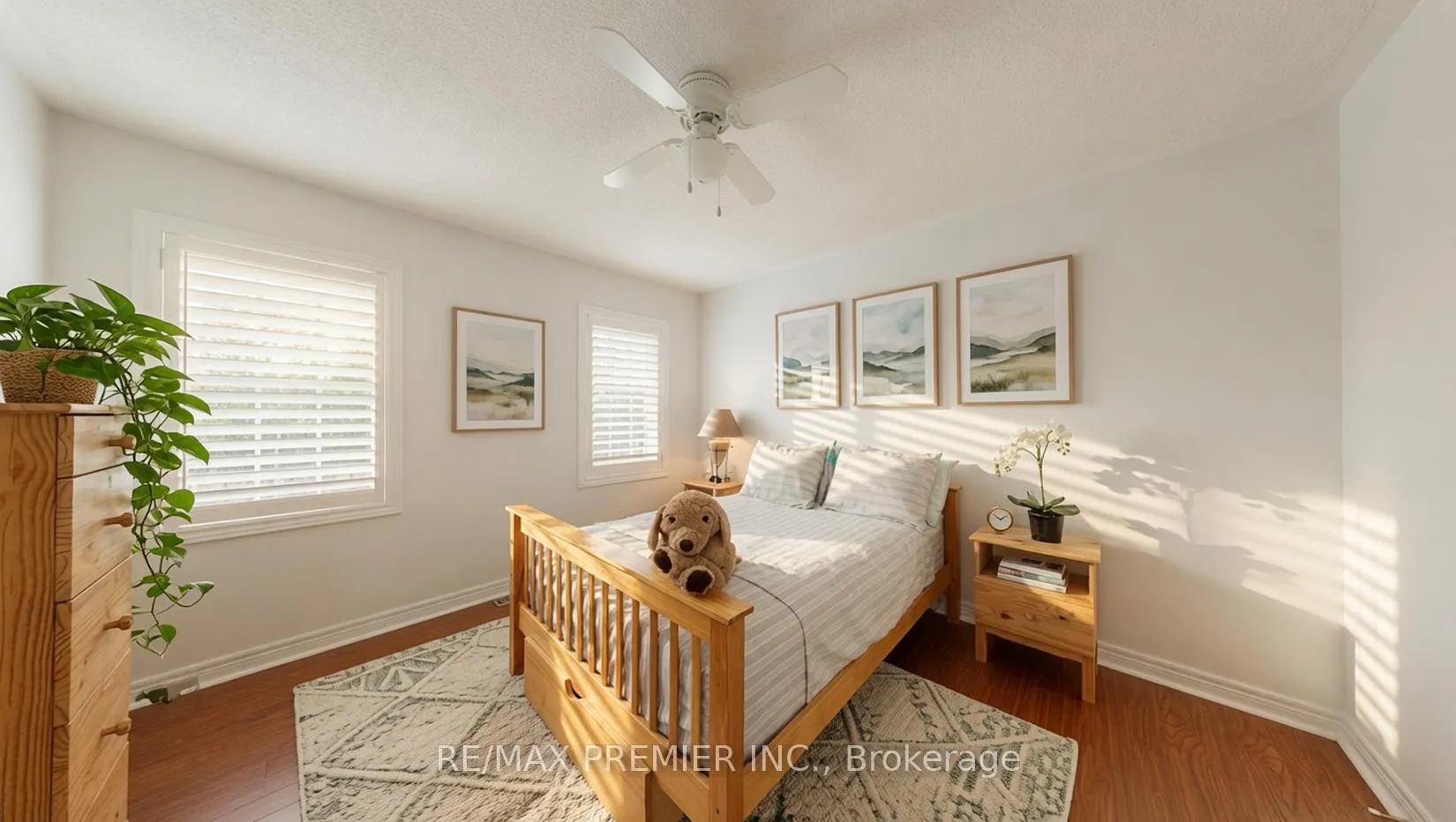 Photo 11 of 32 Timberwolf Crescent, Vaughan, Vellore Village — HOMEH
