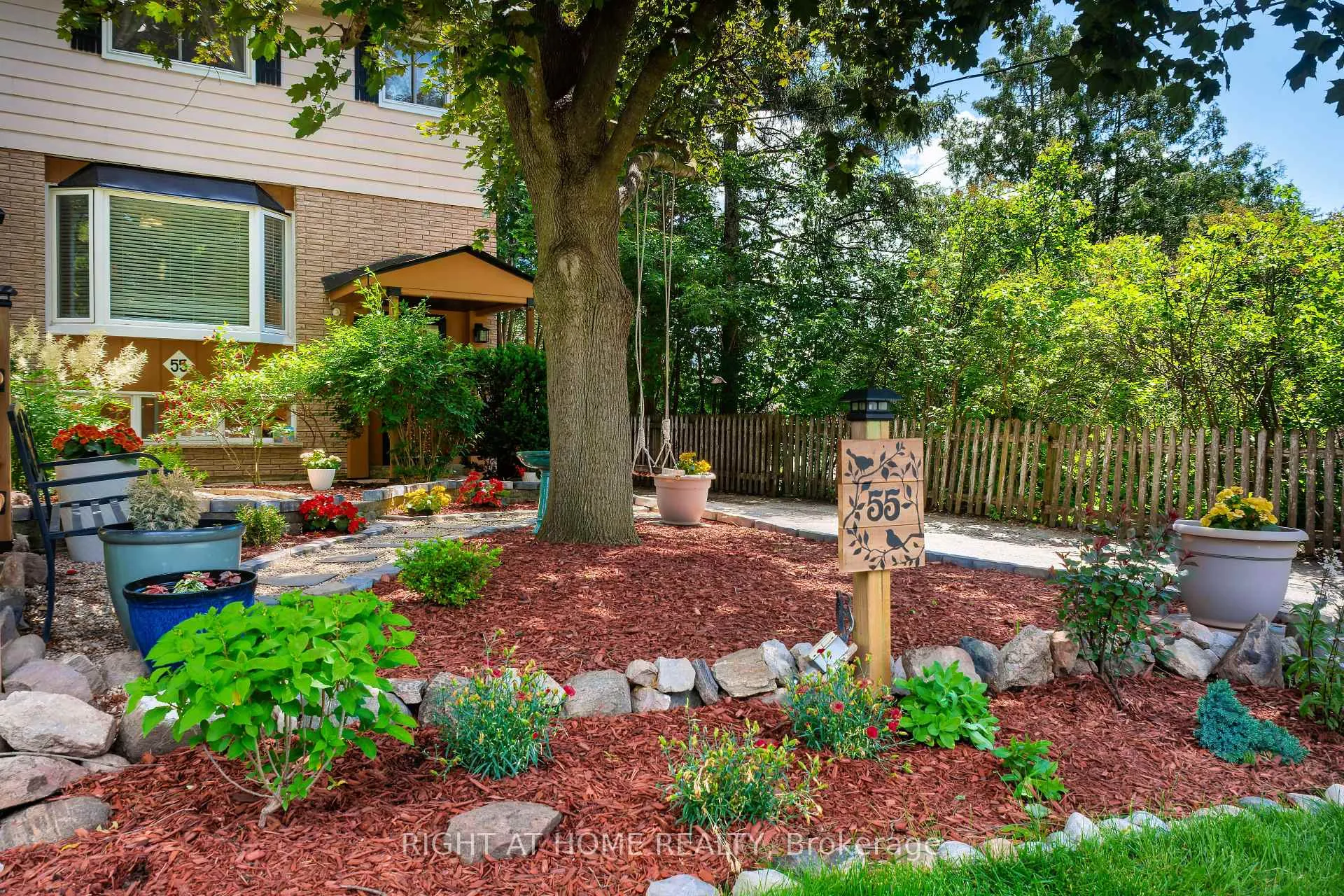 Photo 5 of 55 Hillview Drive, Newmarket, Bristol-London — HOMEH