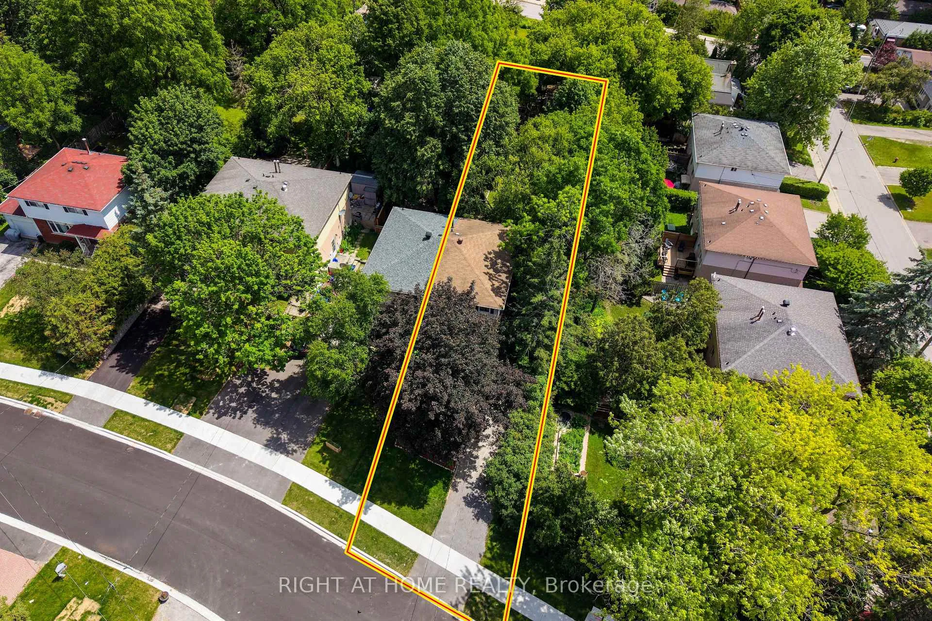 Photo 6 of 55 Hillview Drive, Newmarket, Bristol-London — HOMEH