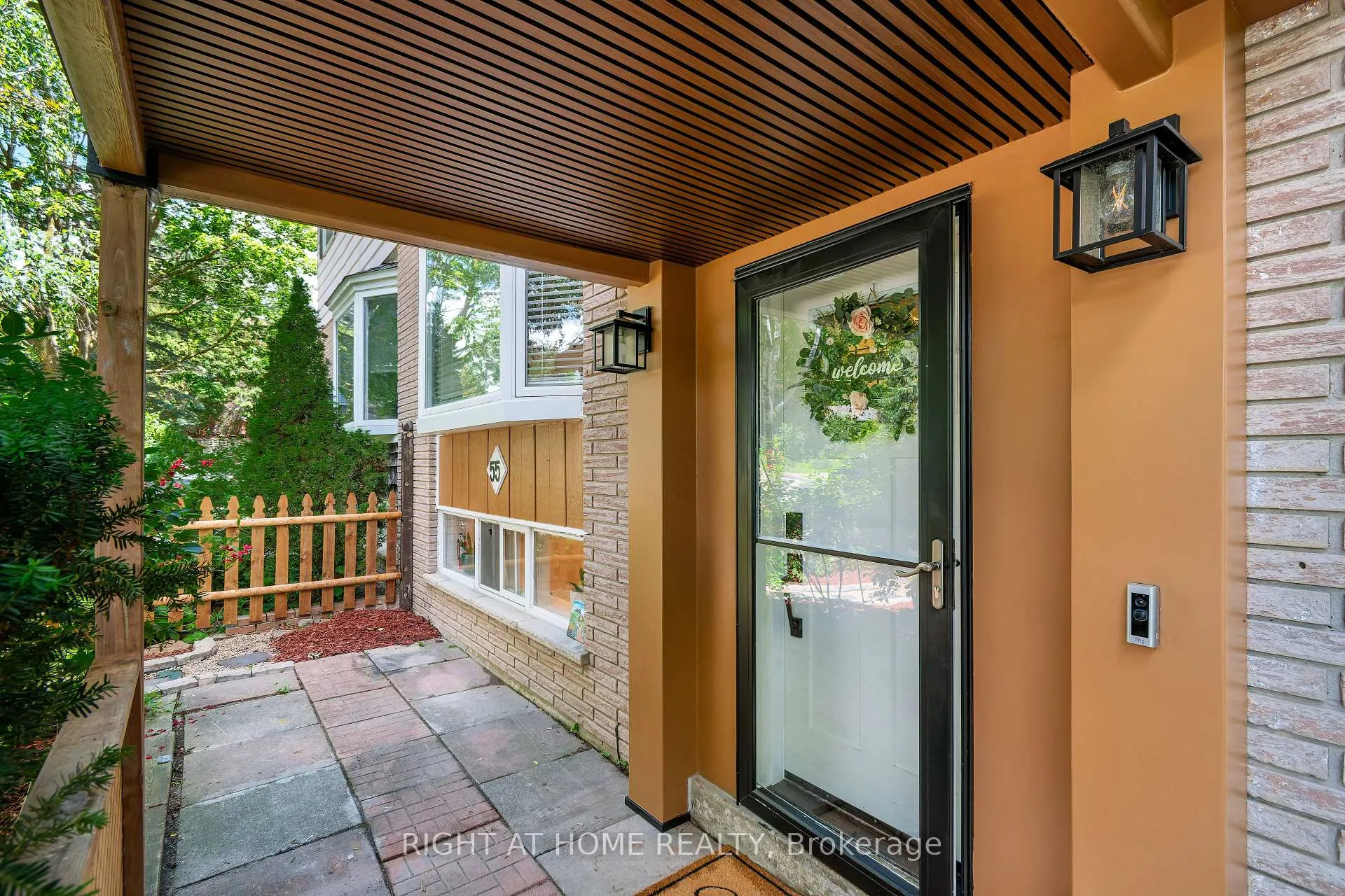 Photo 8 of 55 Hillview Drive, Newmarket, Bristol-London — HOMEH