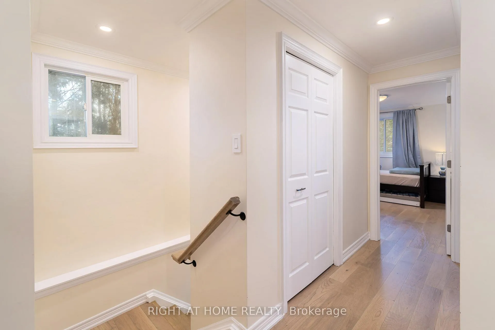 Photo 22 of 55 Hillview Drive, Newmarket, Bristol-London — HOMEH