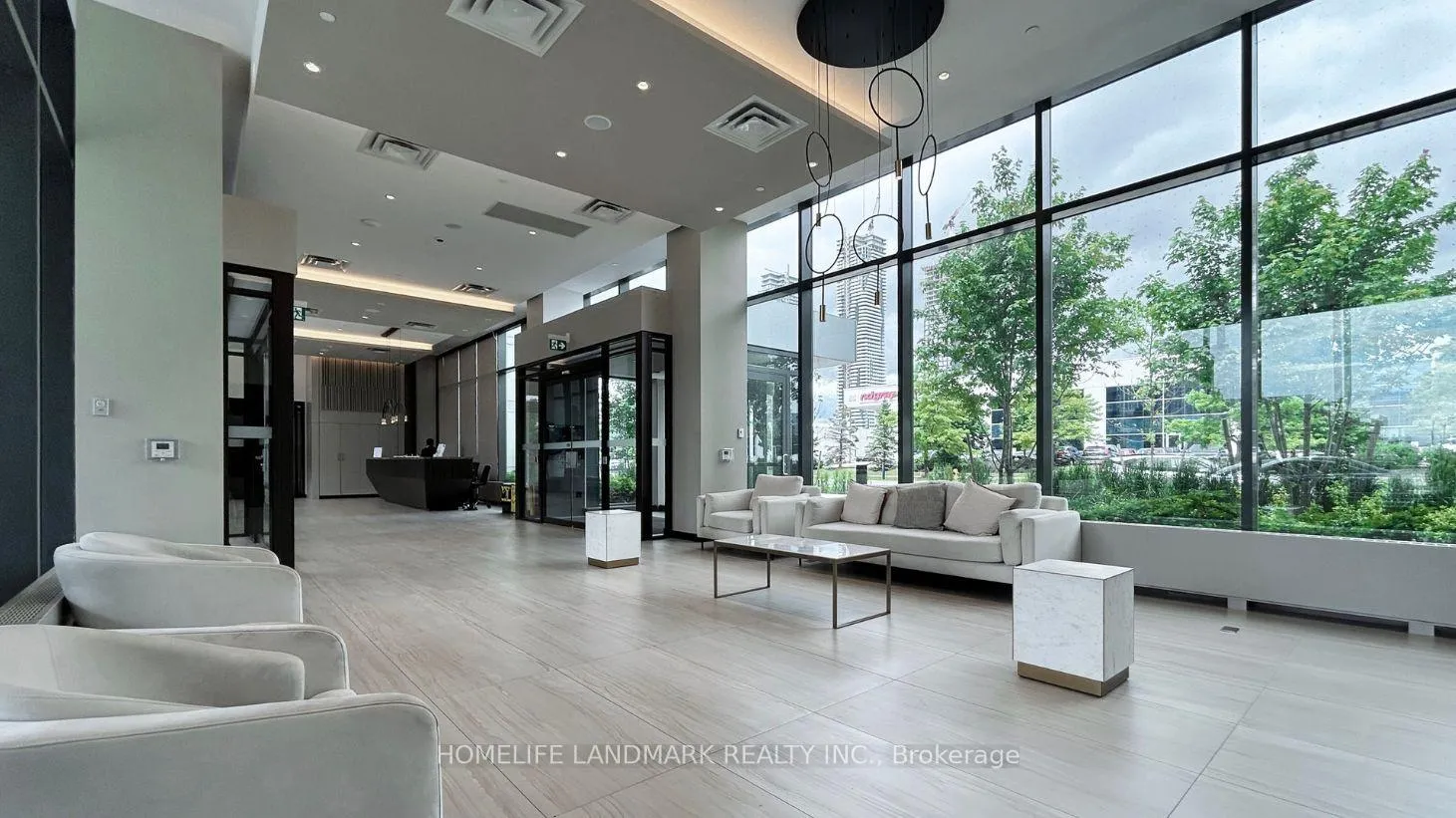 Photo 8 of Unit 1903, 38 Honeycrisp Crescent, Vaughan, Vaughan Corporate Centre — HOMEH