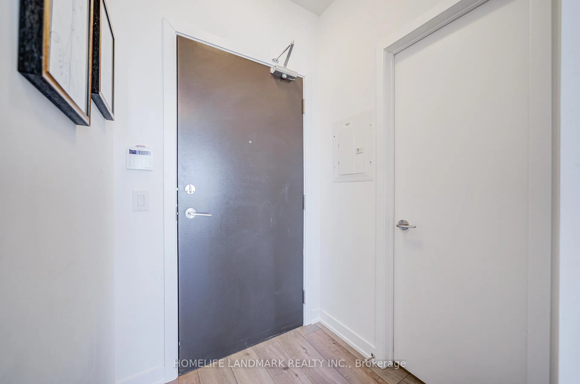 Photo 14 of Unit 1903, 38 Honeycrisp Crescent, Vaughan, Vaughan Corporate Centre — HOMEH